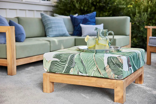 Tips on selecting the best fabric for various outdoor furniture