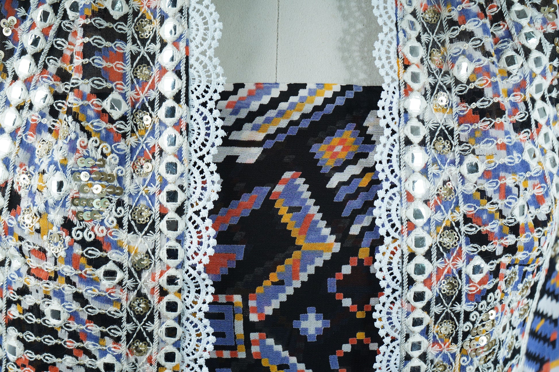 Black Multicolor Geometrical Print Georgette Top Dupatta