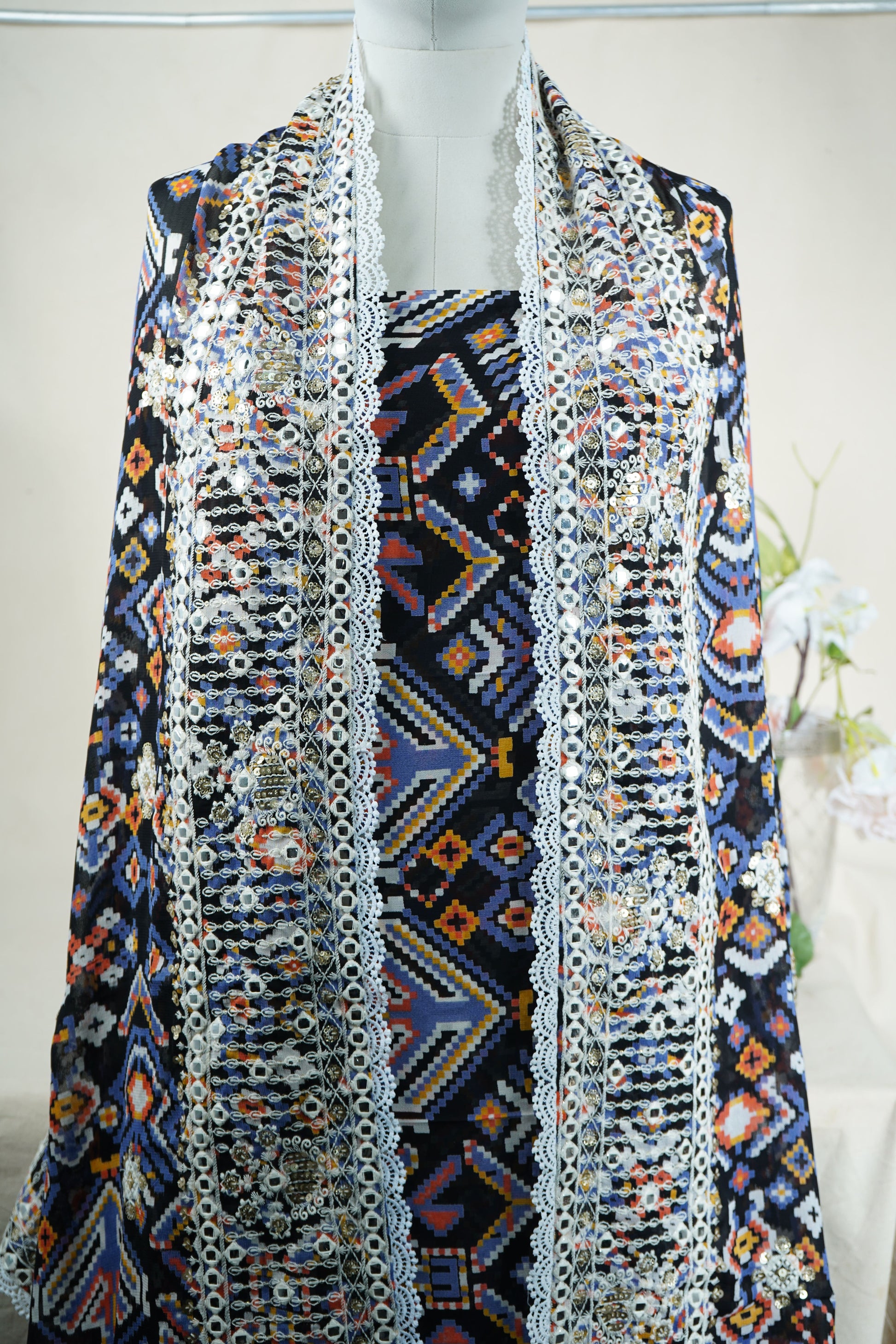 Black Multicolor Geometrical Print Georgette Top Dupatta