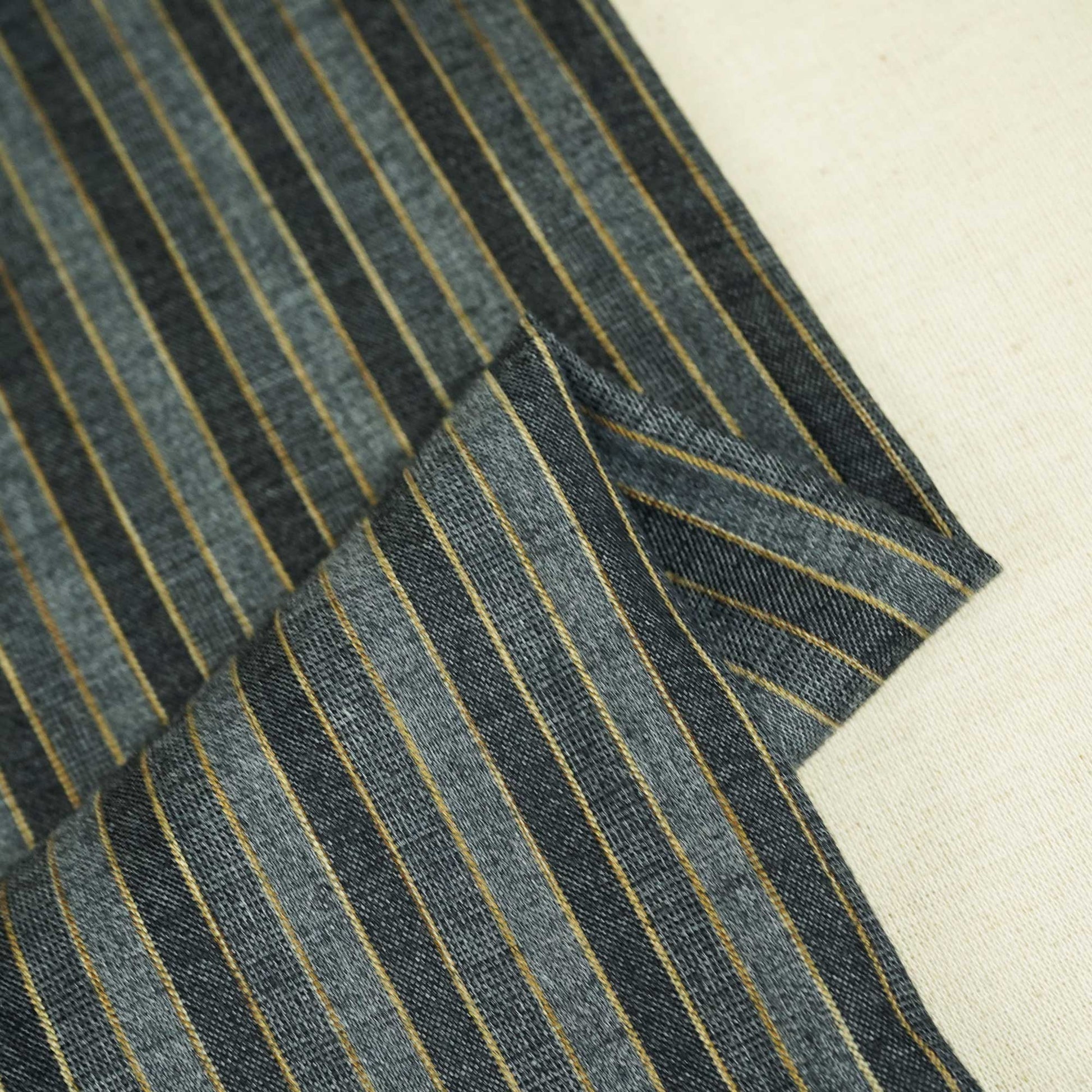 Black & Grey Stripes Print Linen RS-16501
