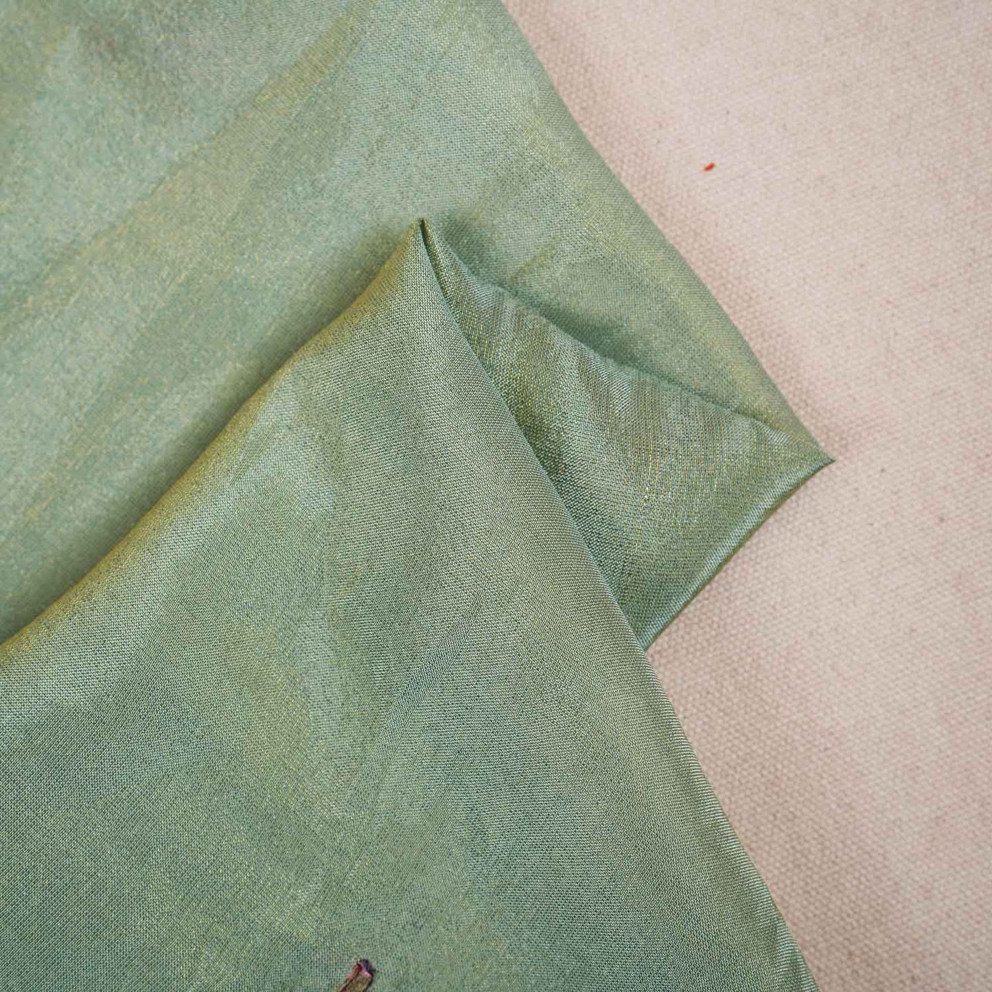 Green Floral Embroidery Tissue Fabric WI-29174
