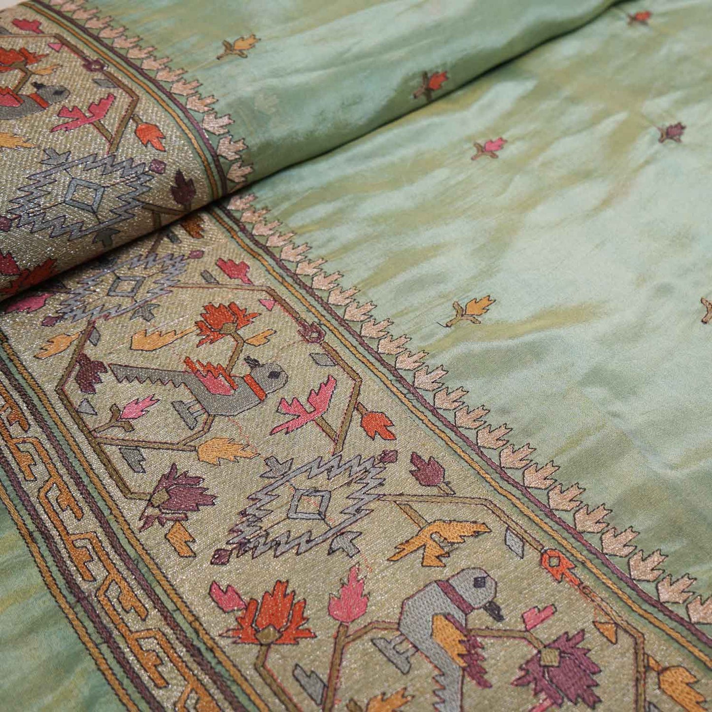 Green Floral Embroidery Tissue Fabric WI-29174