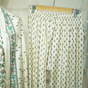 Suit Set With Dupatta (Top-Cotton Silk, Bottom-Cotton Silk, Dupatta-Cotton Silk) Creame Brown Tropical Print 17423
