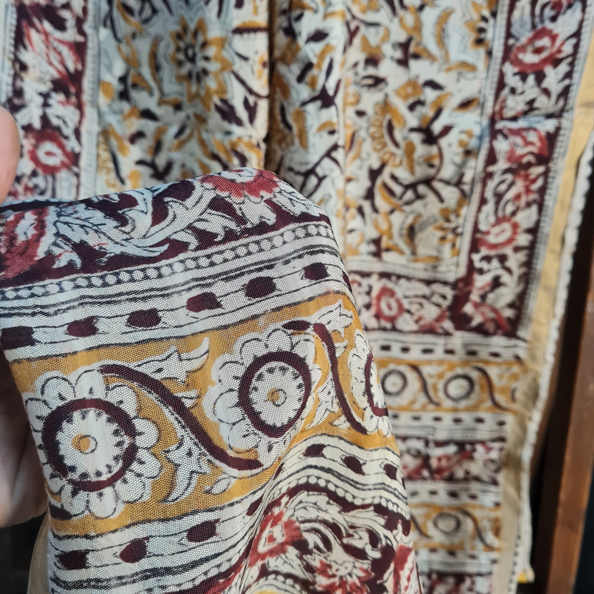 Premium Yellow and white Kalamkari Prints Dupatta Silk Fabric