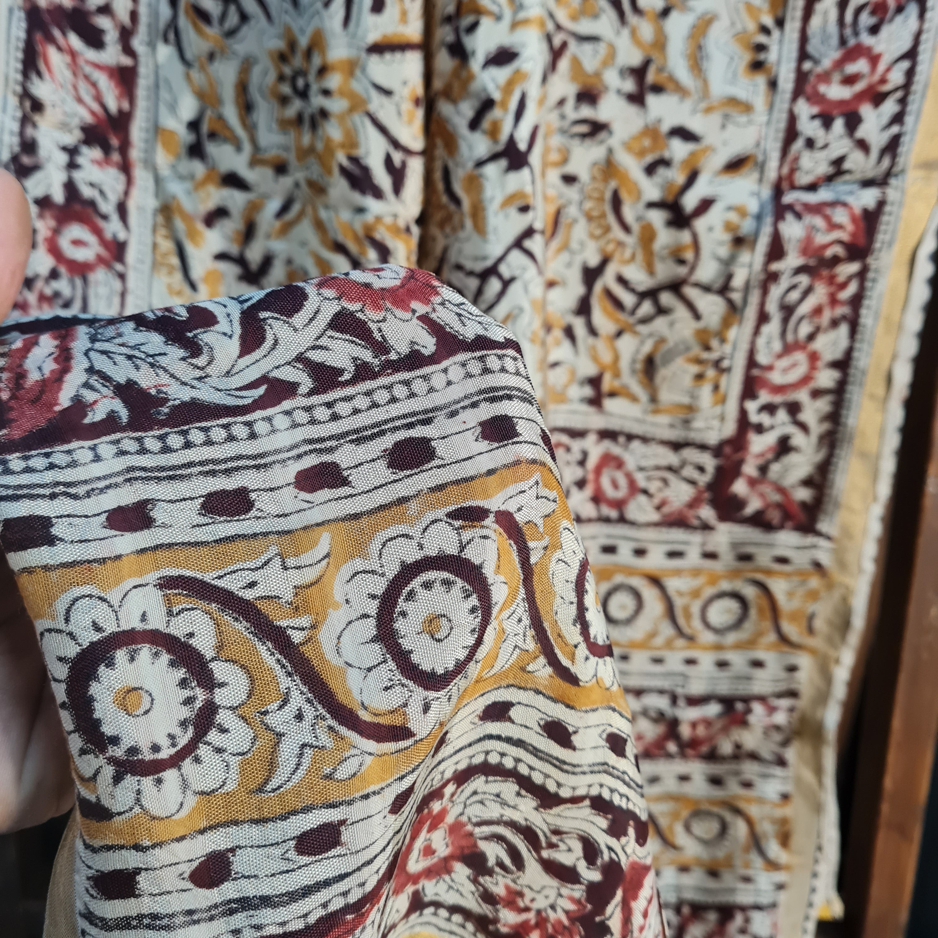Premium Yellow and white Kalamkari Prints Dupatta Silk Fabric
