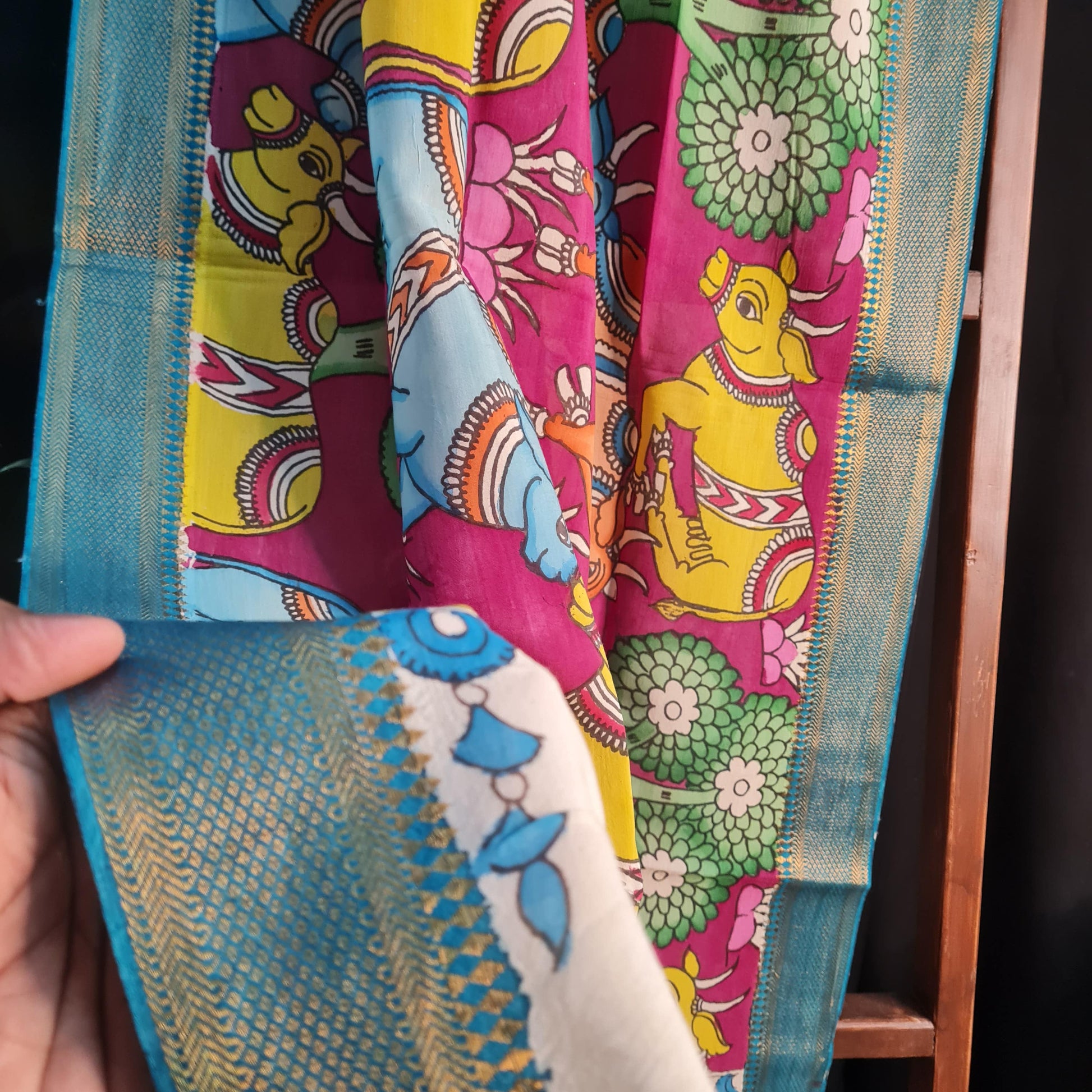 Premium Maroon and Blue Kalamkari Prints Pen Kalamkari Dupatta