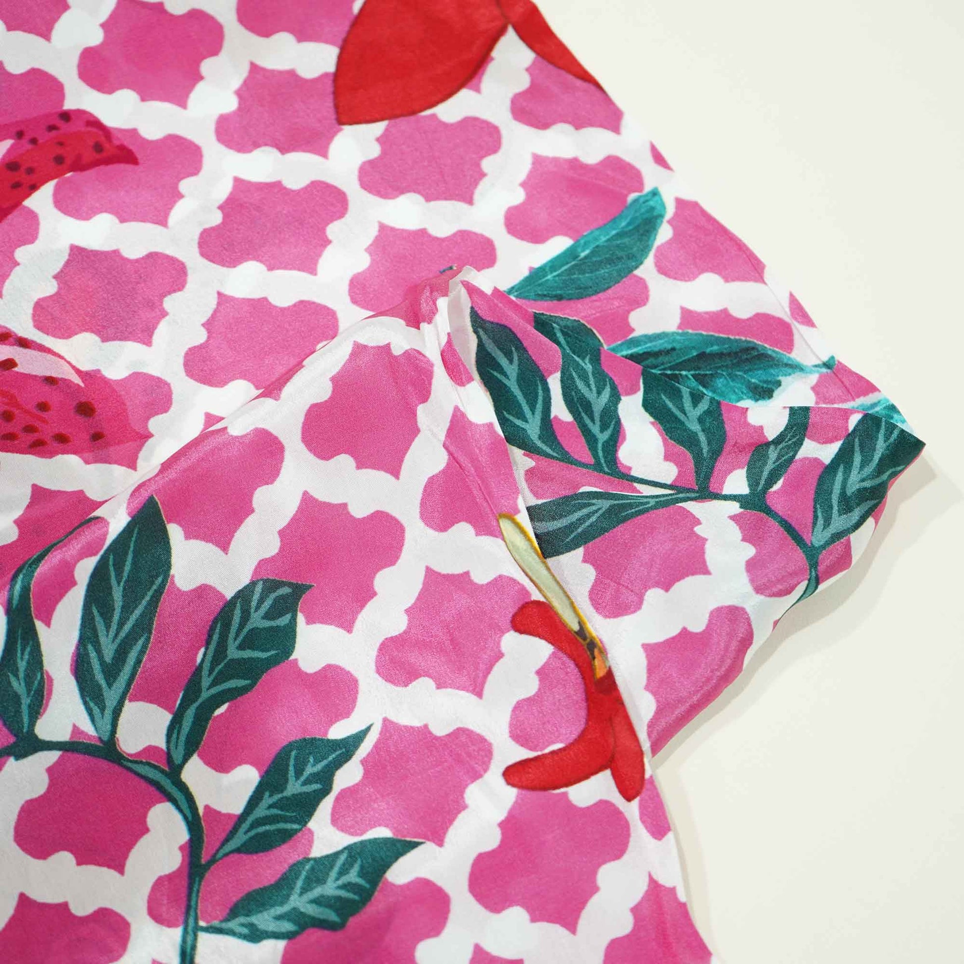 Pink Floral Print Crepe Fabric 1451 18138