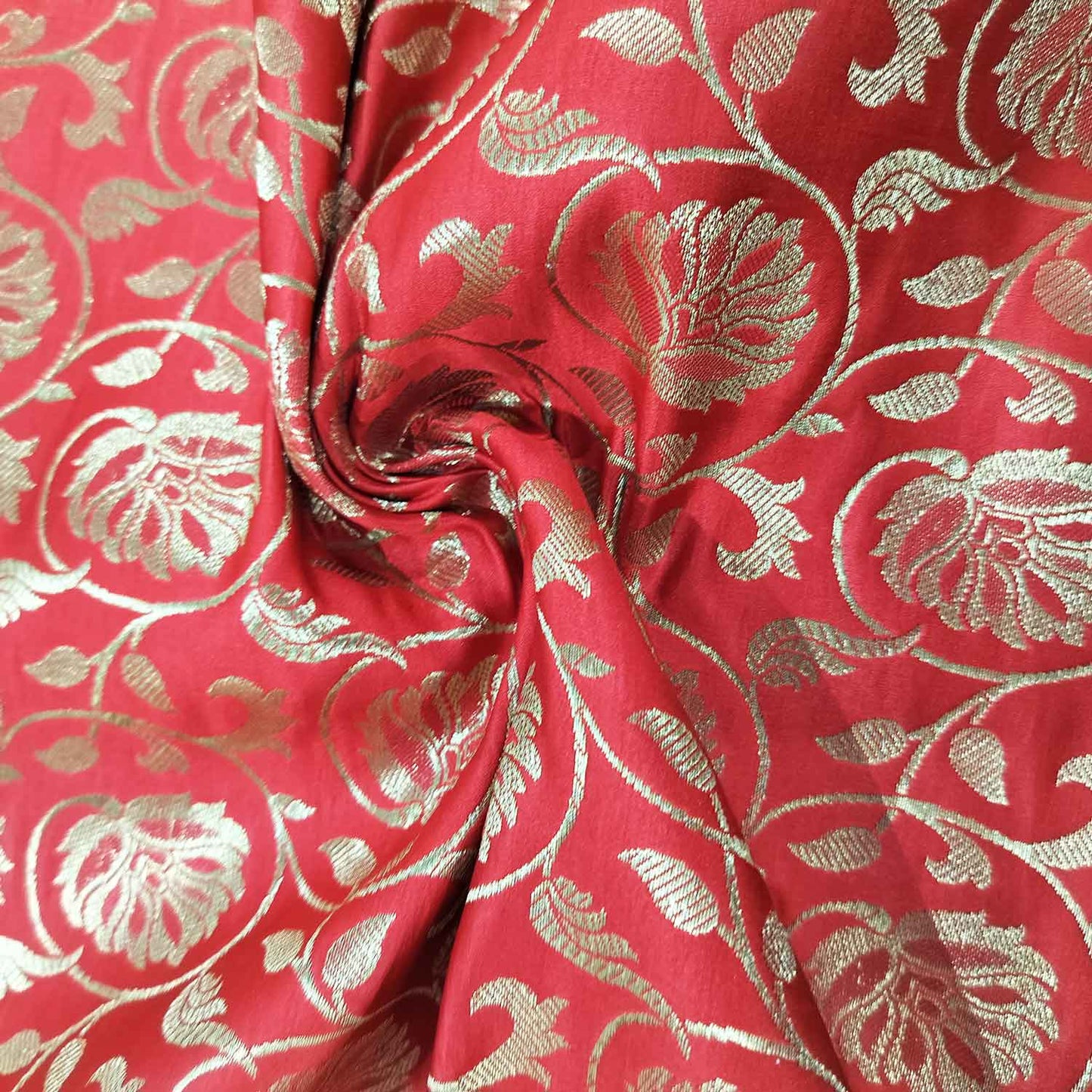 Red Banarasi Brocade KRE-19170
