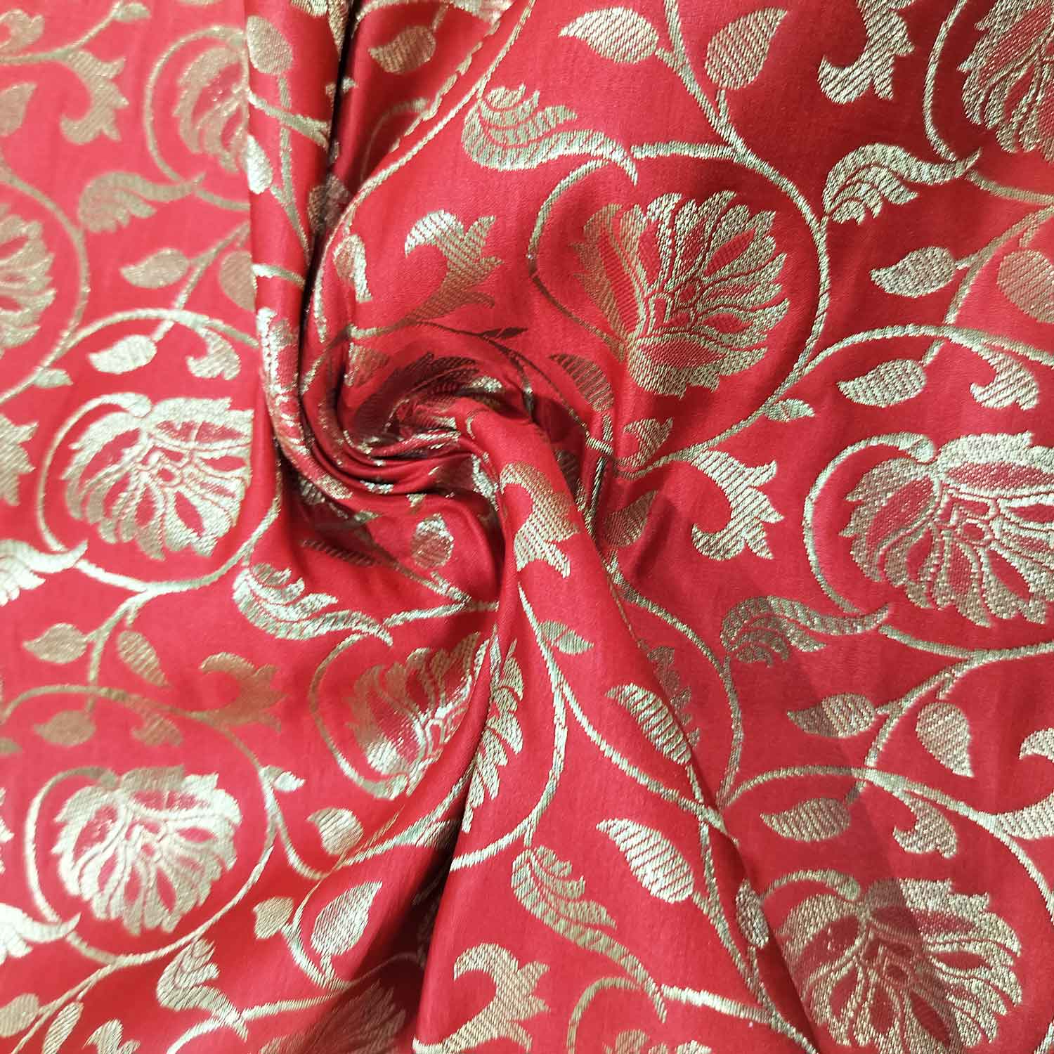 Red Banarasi Brocade KRE-19170