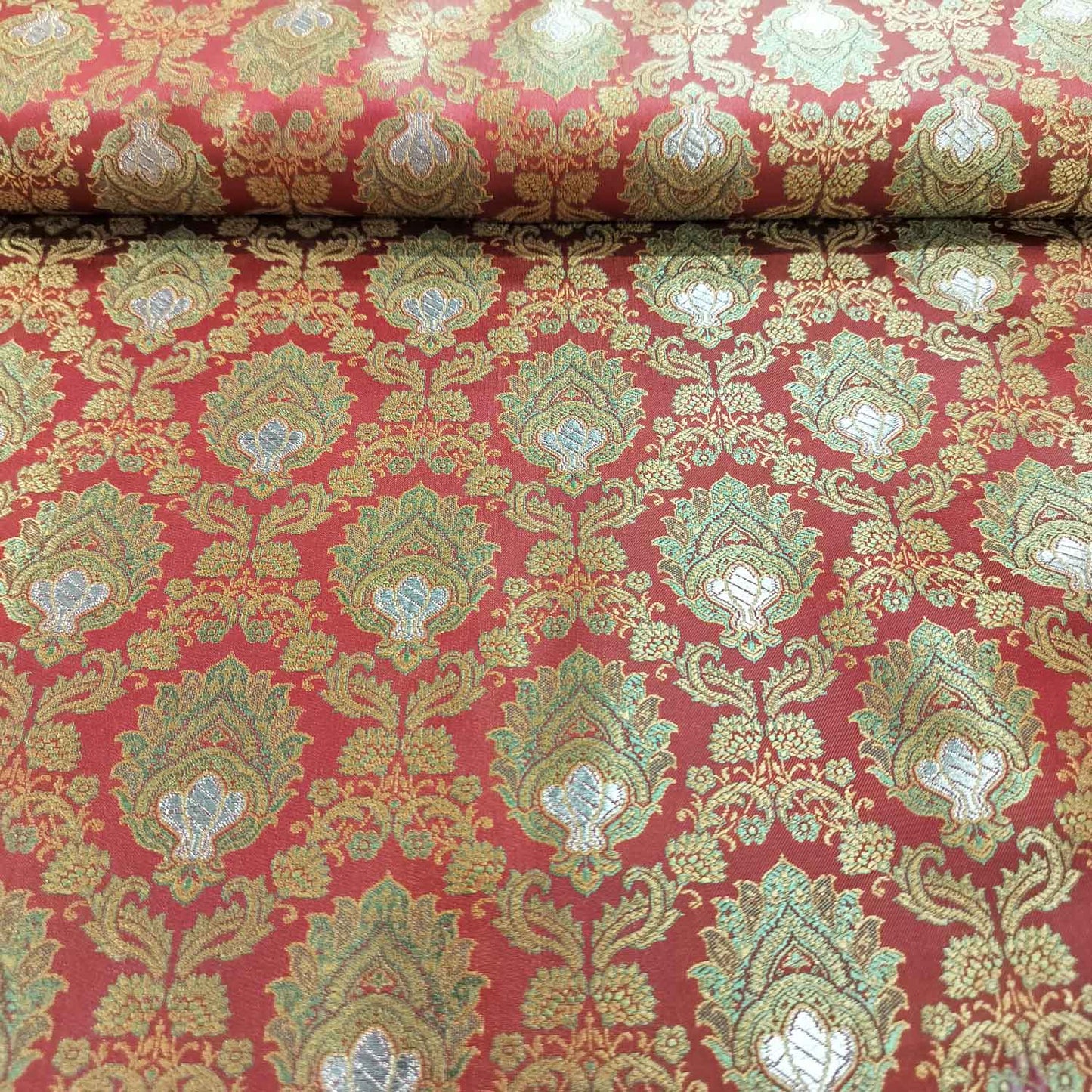 Red Tanchui Silk Fabric KR-19587