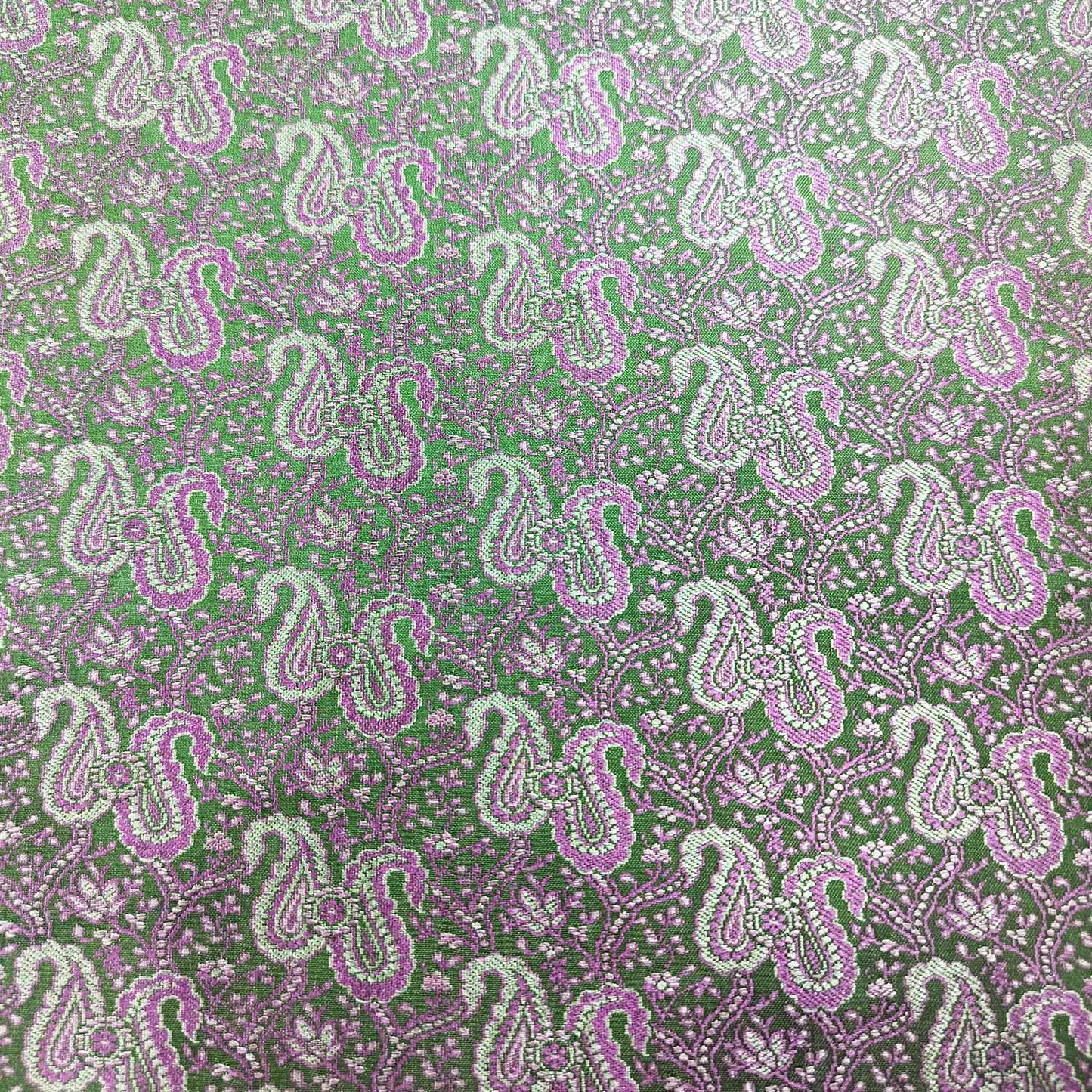Green Paisley Tanchui Silk Fabric KR-19656