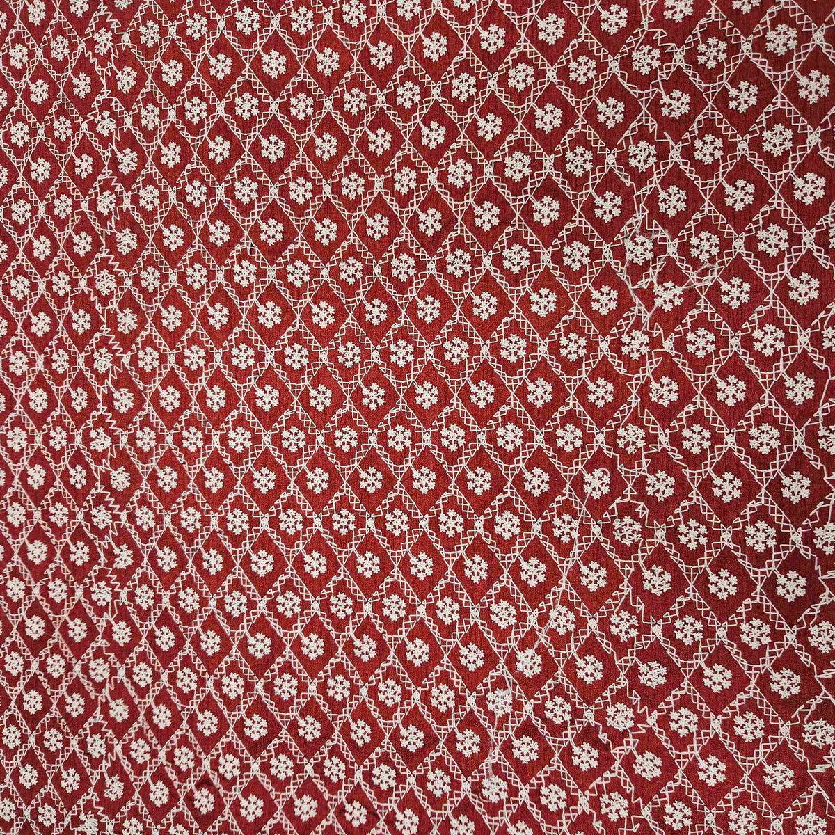 Red Floral Embroidery Raw Silk TU-1000-7 – image 2 of 3