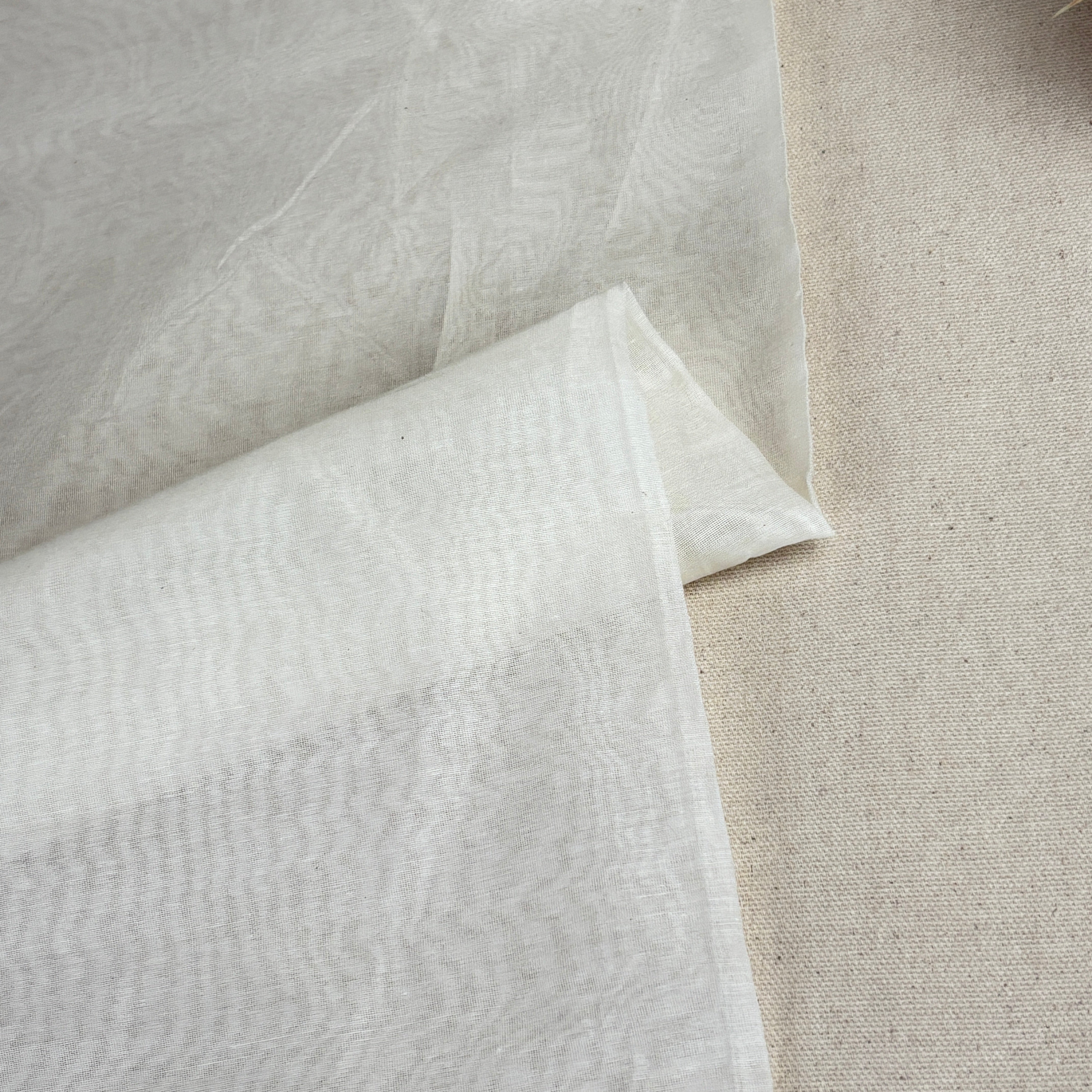Off White Solid Dyeable 40gm Mul Chanderi Silk Fabric KR-28228 - TradeUNO