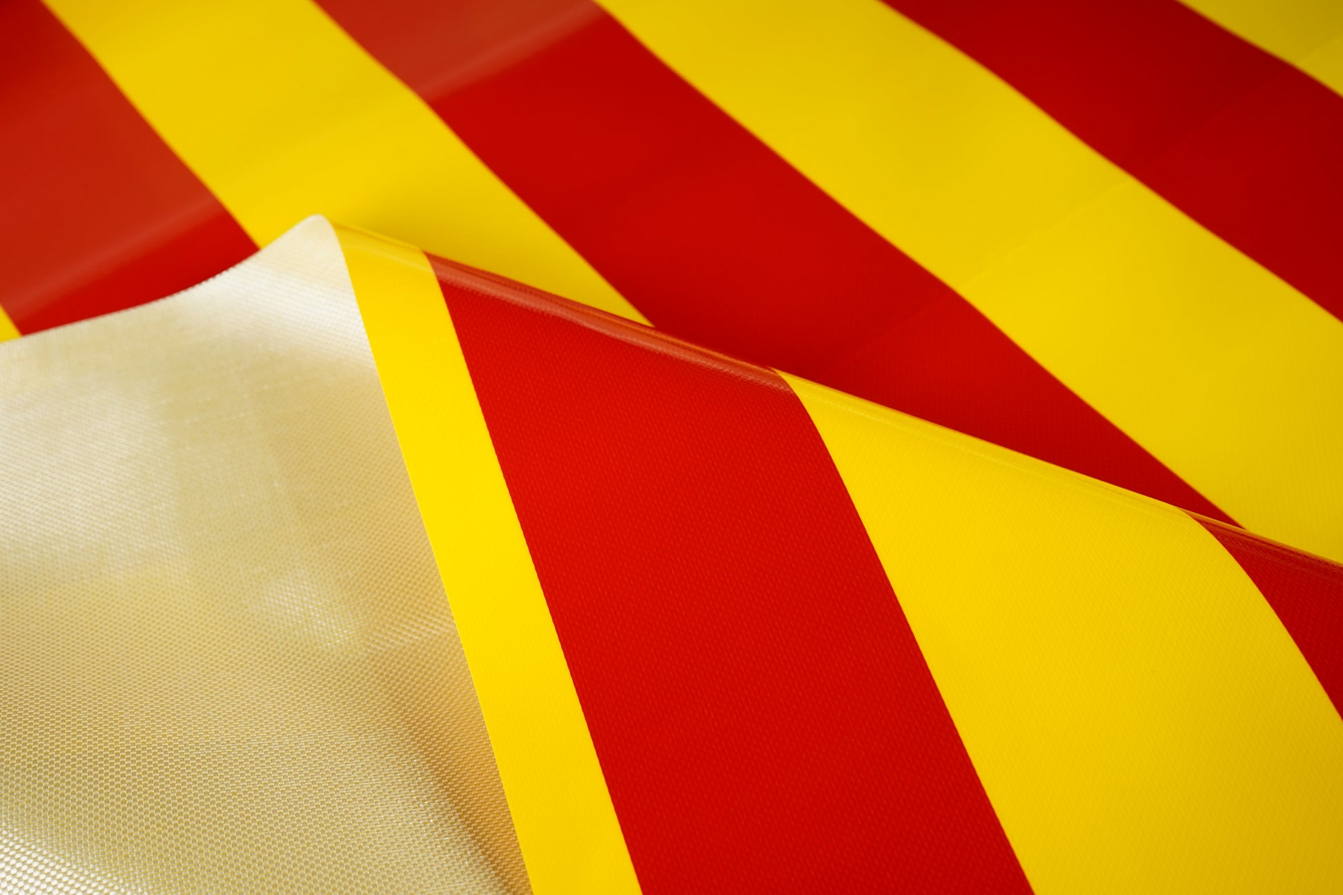 CTF 550 GSM single side Stripe Glossy Red & Yellow