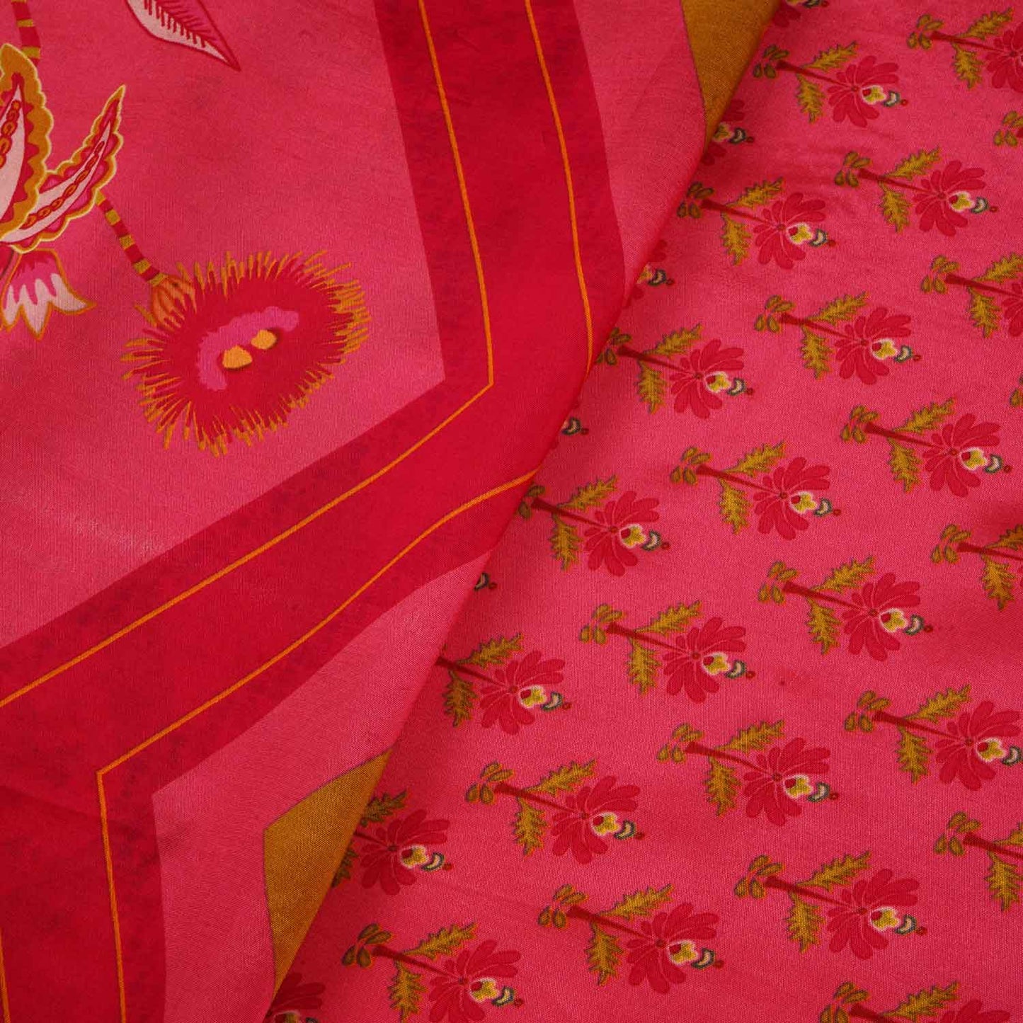 Pink Floral Print Crepe Fabric MT-28237