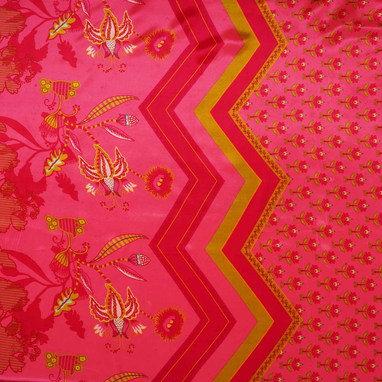 Pink Floral Print Crepe Fabric MT-28237 - TradeUNO