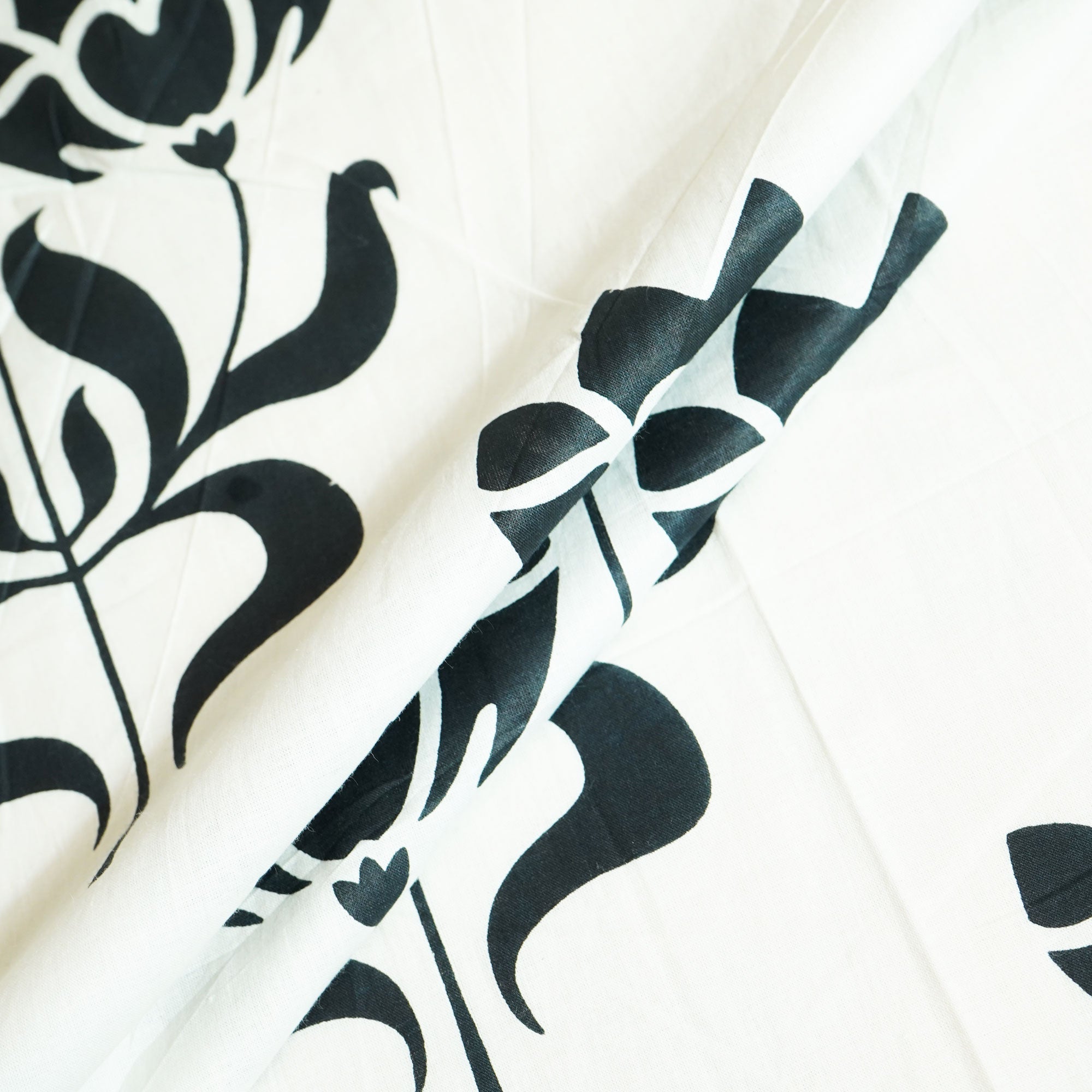 White & Black Tropical Print Cotton Fabric MFL-23730