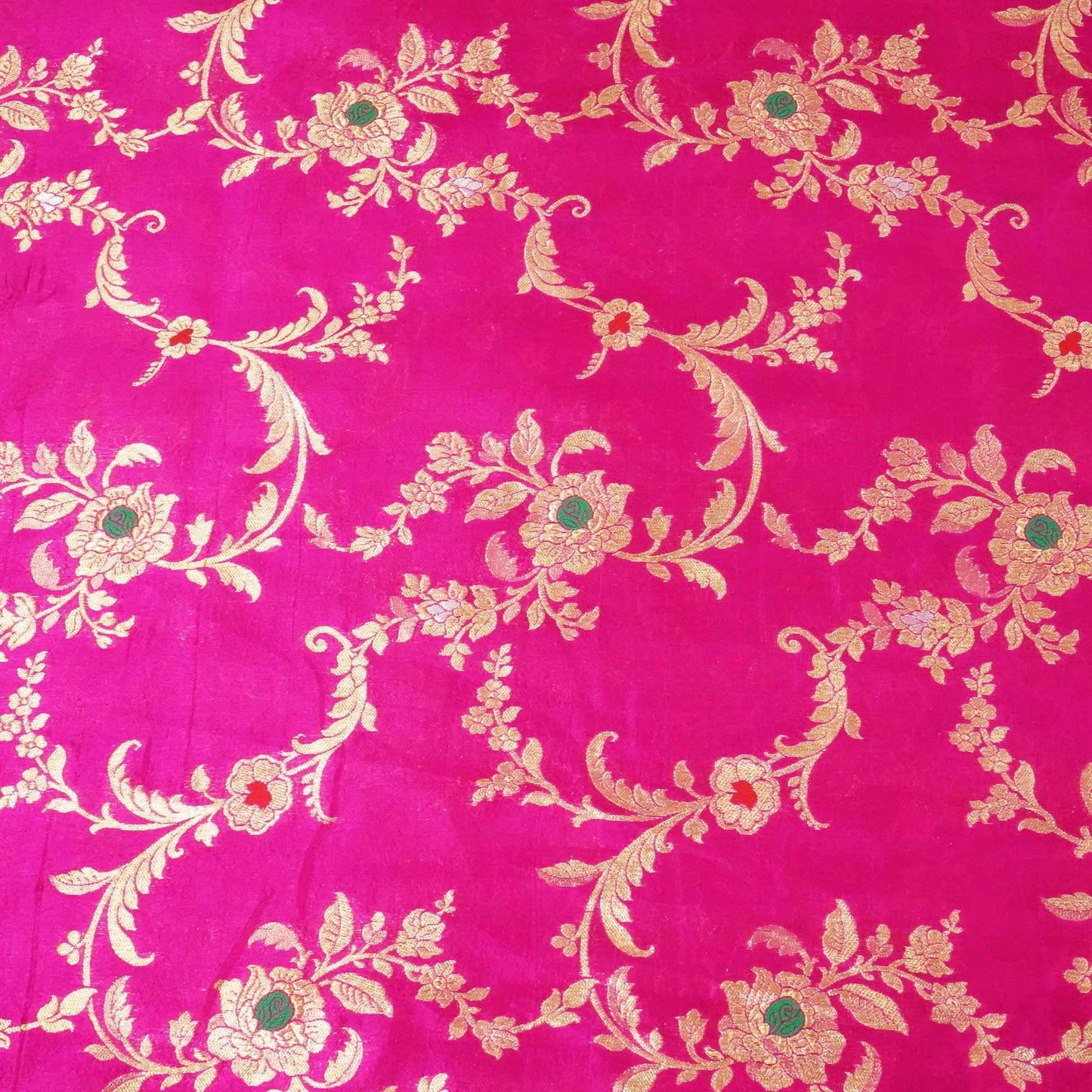 Magenta Mina Sona Rupa Dupian Silk YF-24415