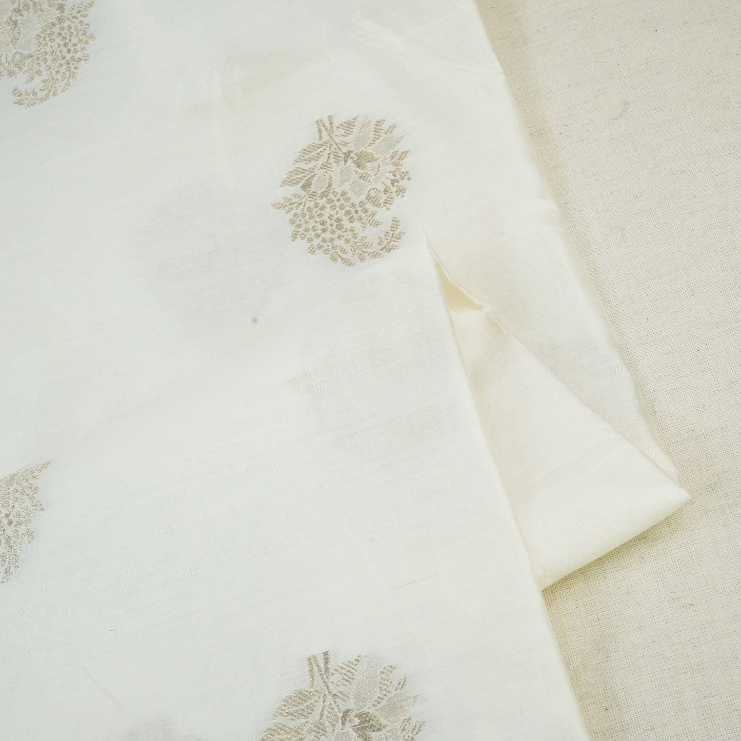 Cream Dyeable Kadua Buti Chiniya Silk Fabric MS-24602