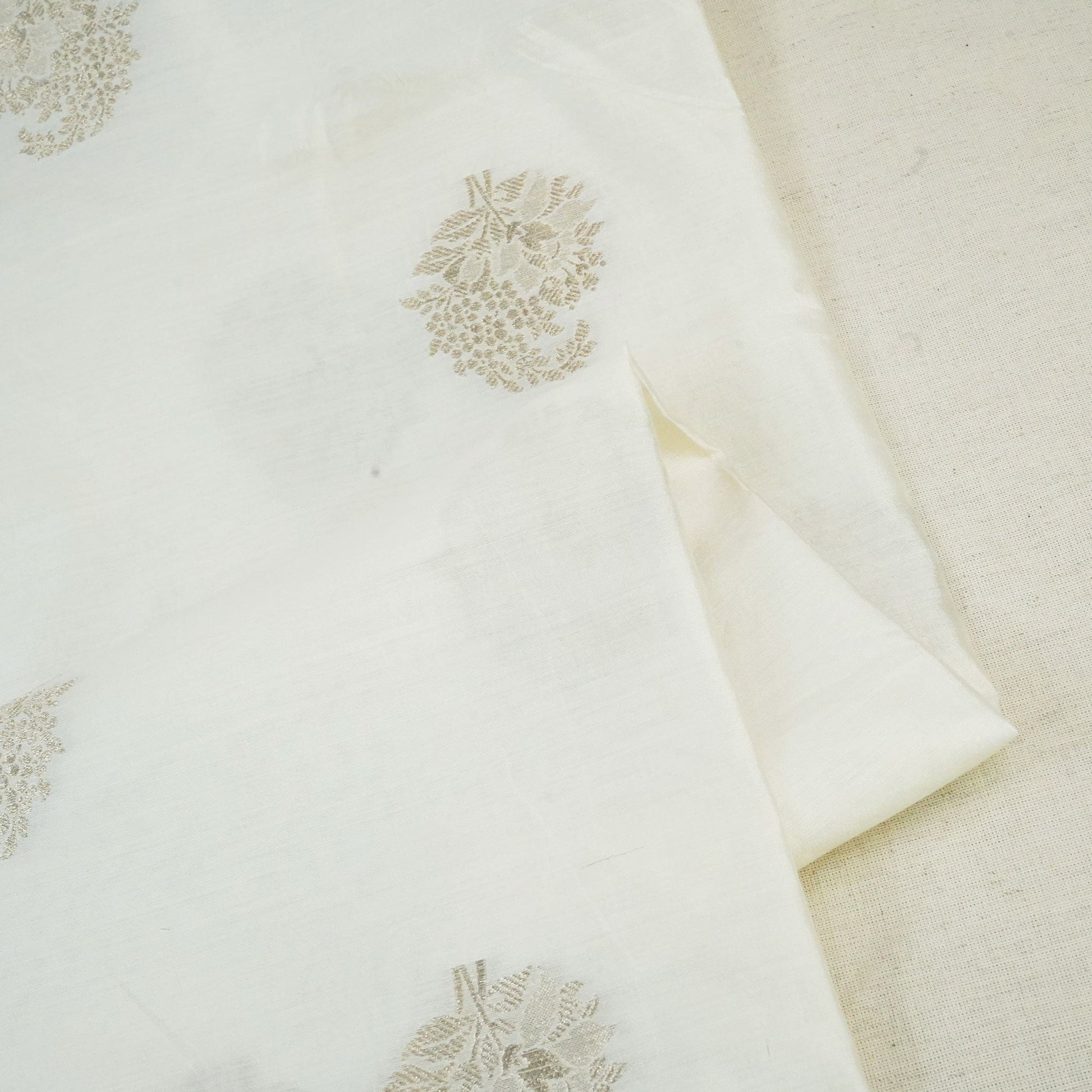 Cream Dyeable Kadua Buti Chiniya Silk Fabric MS-24602