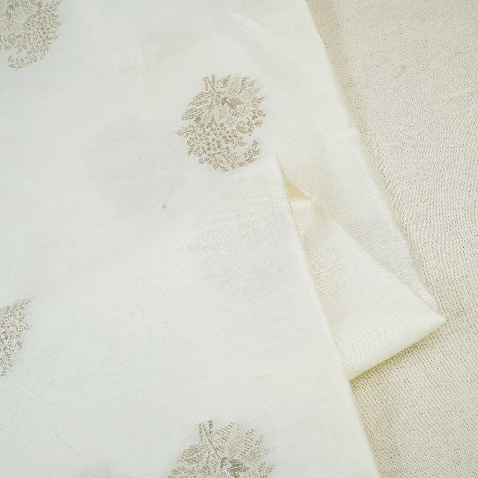 Cream Dyeable Kadua Buti Chiniya Silk Fabric MS-24602