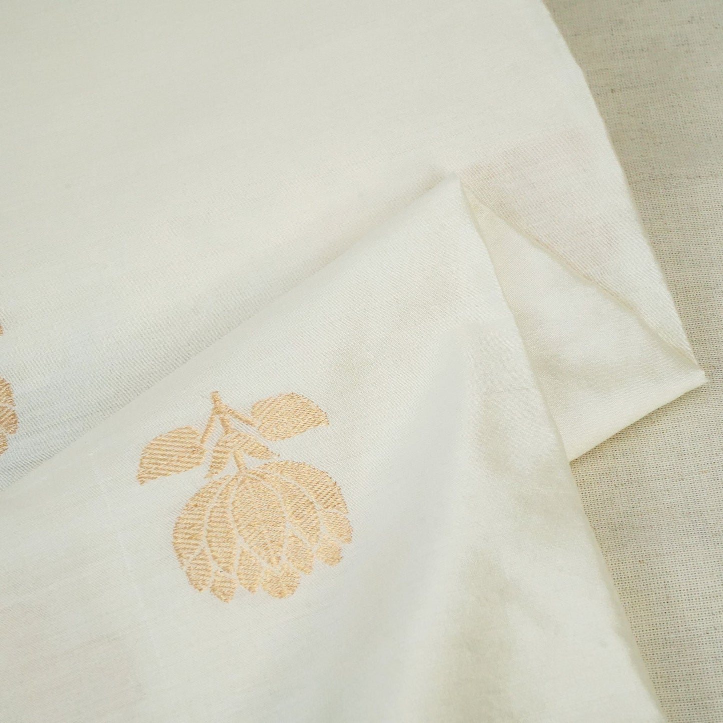 Cream Dyeable Kadua Buti Chiniya Silk Fabric MS-24604