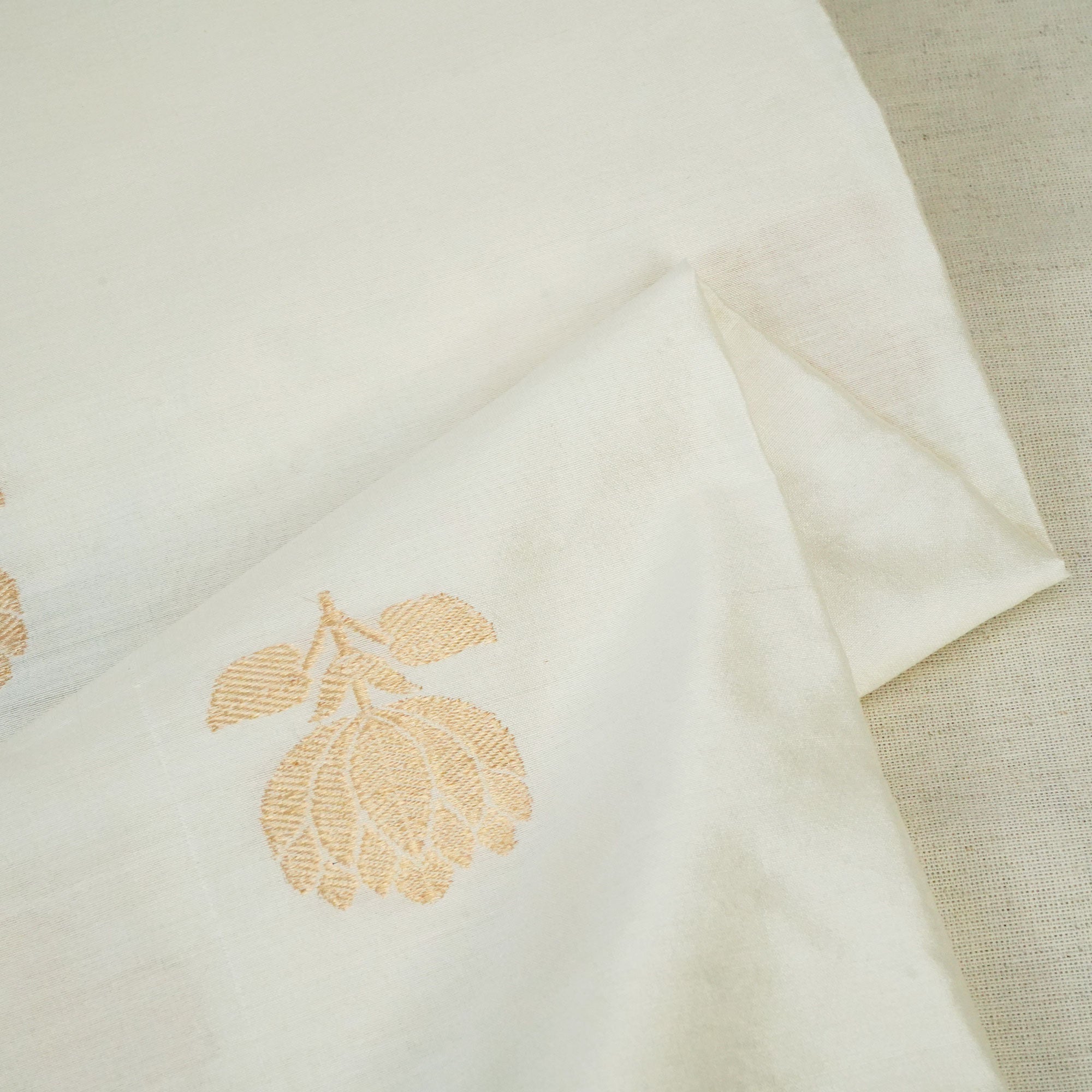 Cream Dyeable Kadua Buti Chiniya Silk Fabric MS-24604