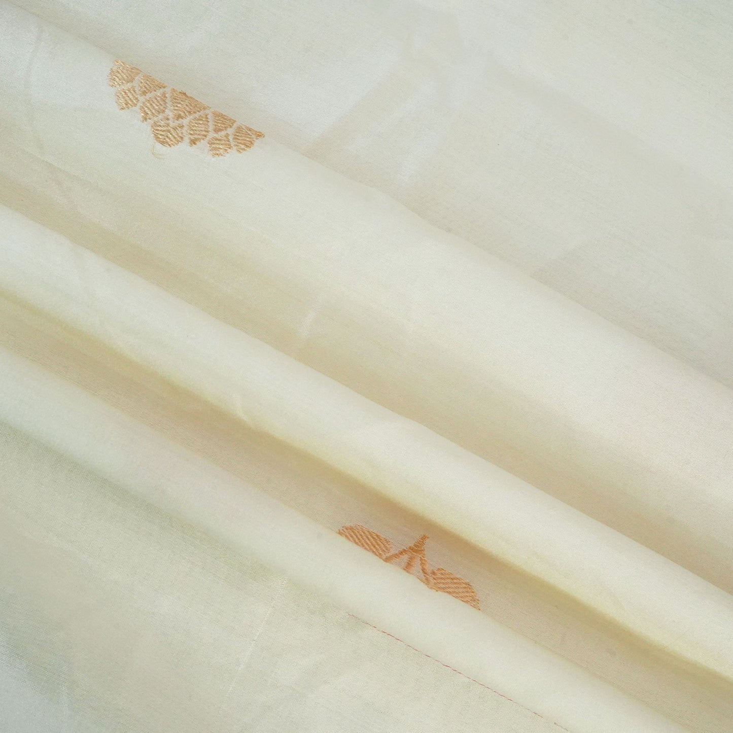 Cream Dyeable Kadua Buti Chiniya Silk Fabric MS-24604