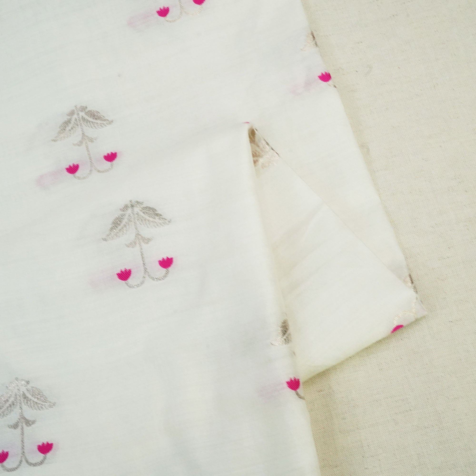 Cream Dyeable Mina Kari Kadua Buti Chiniya Silk Fabric MS-24611
