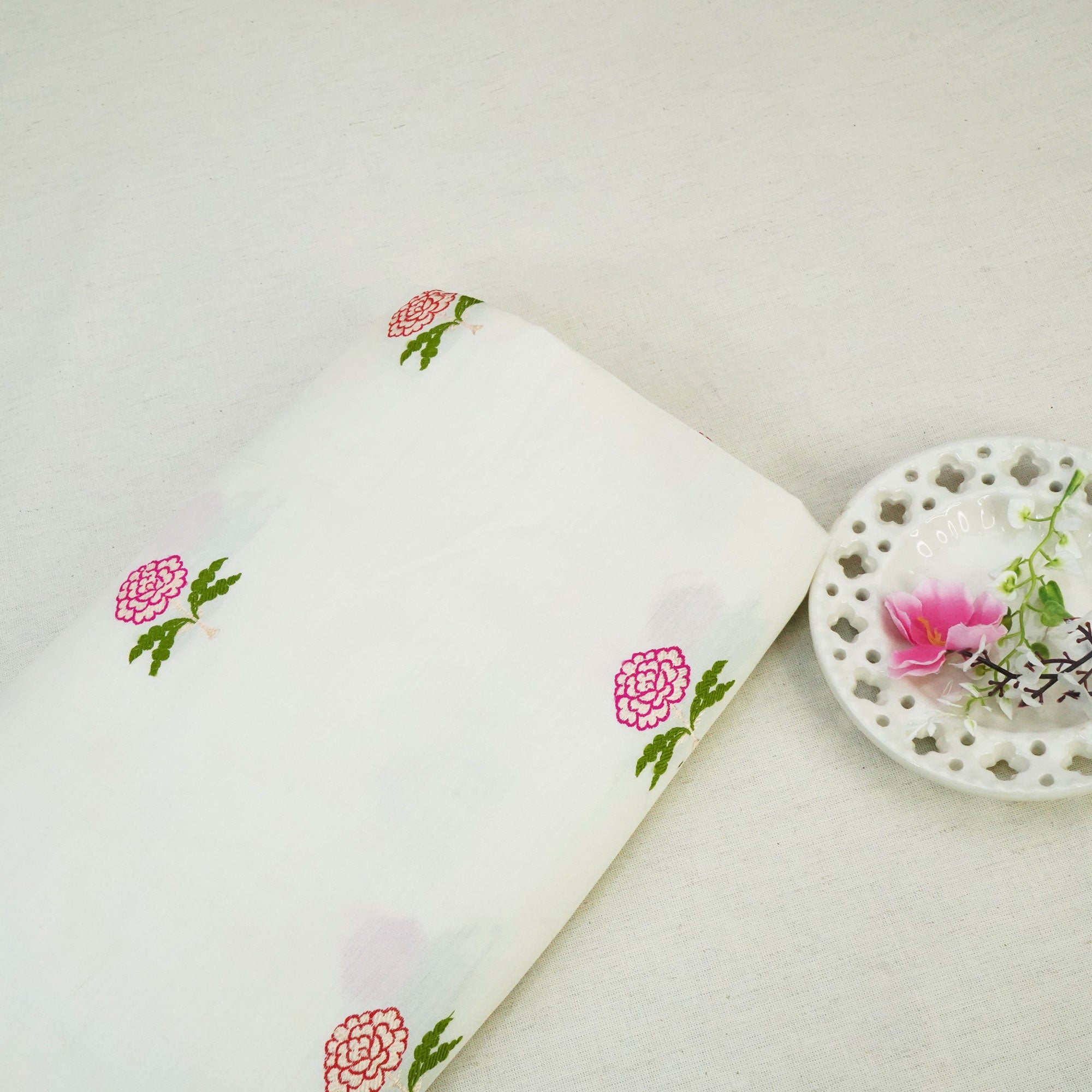 Cream Dyeable Mina Kari Kadua Buti Chiniya Silk Fabric MS-24613