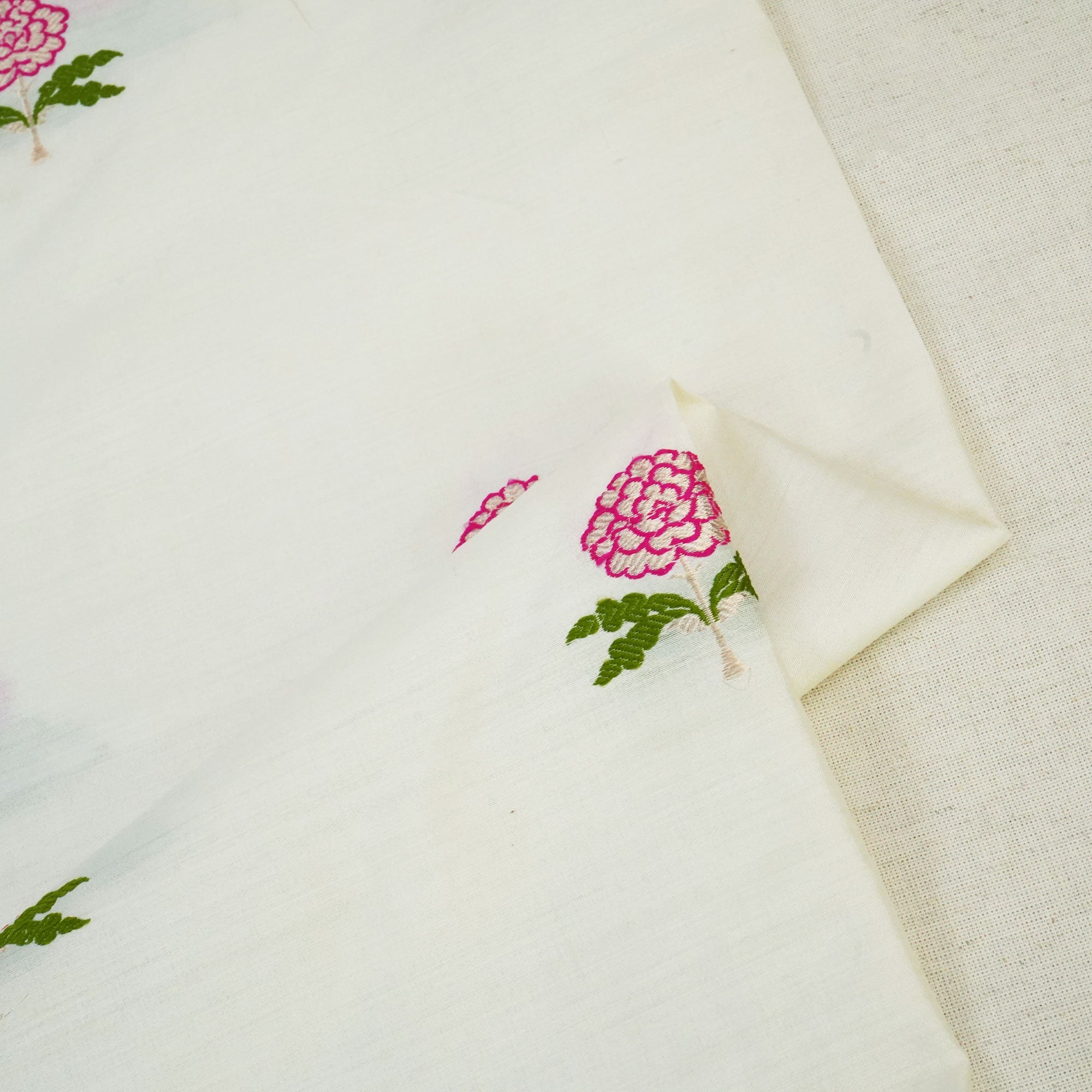 Cream Dyeable Mina Kari Kadua Buti Chiniya Silk Fabric MS-24613
