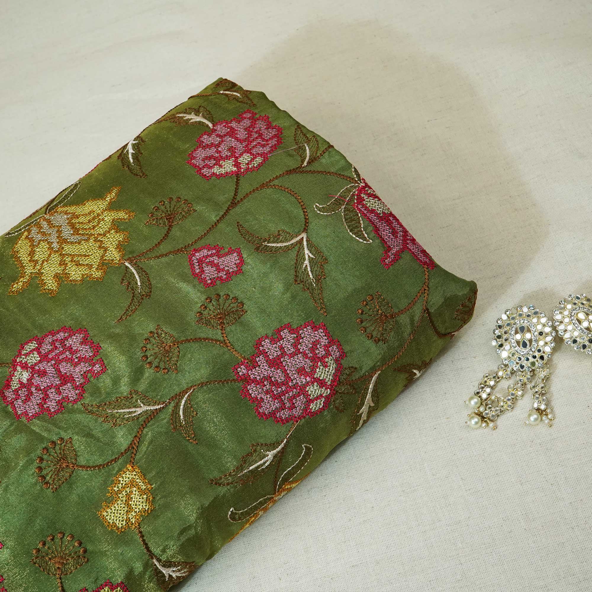 Green Cross Stitch Floral Thread Embroidery Tissue Fabric WI-24660