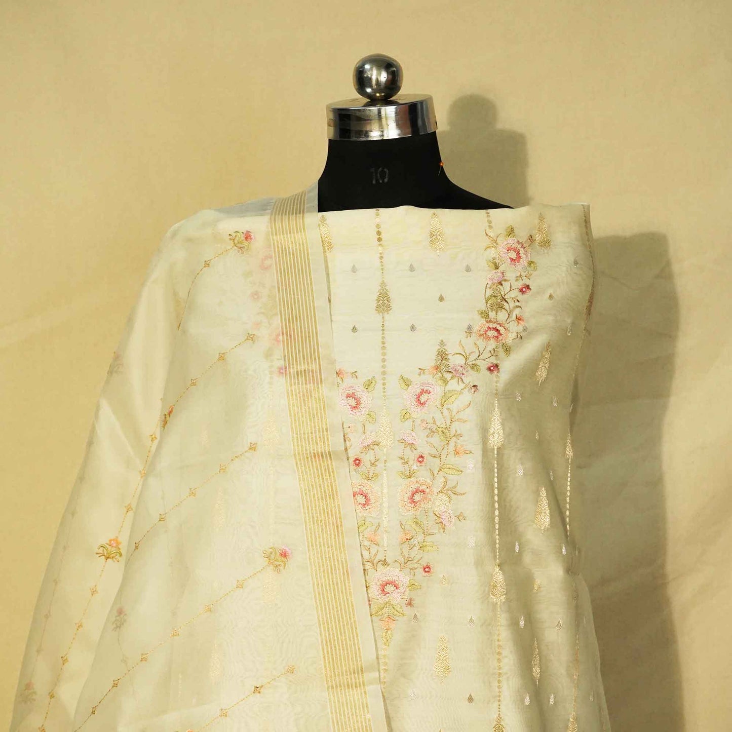 Off White With Embroidery (Top-Chanderi Silk,Bottom-Chanderi Silk,Dupatta-Organza) Suit Set Chanderi Silk Fabric SND-25378  