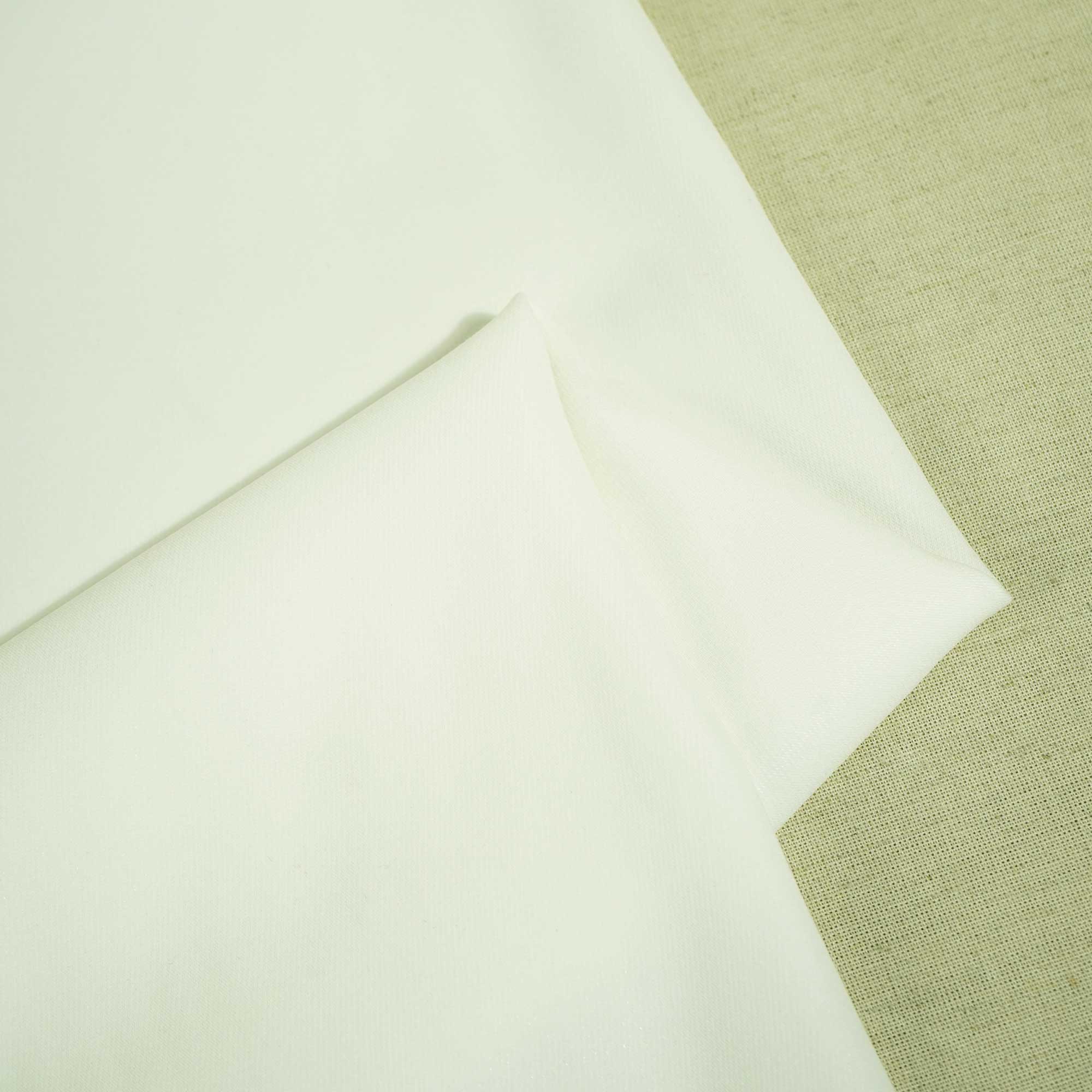 White Solid Suiting Fabric SE-25491