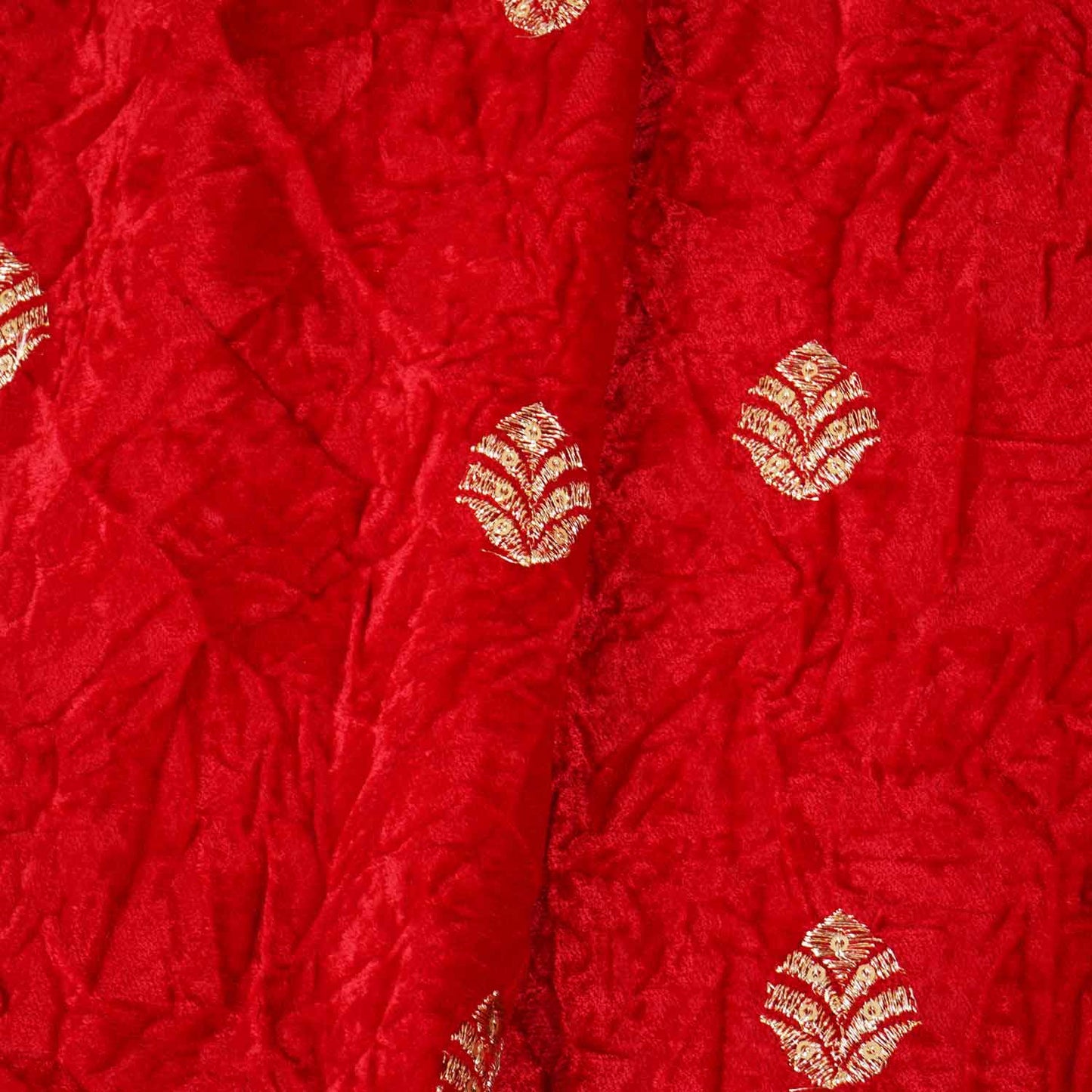 Red Floral Cutdana Crushed Velvet Fabric SC-28257