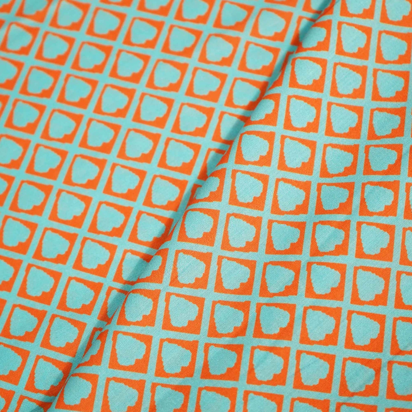Blue Geometrical Print Muslin Fabric MTF-26517