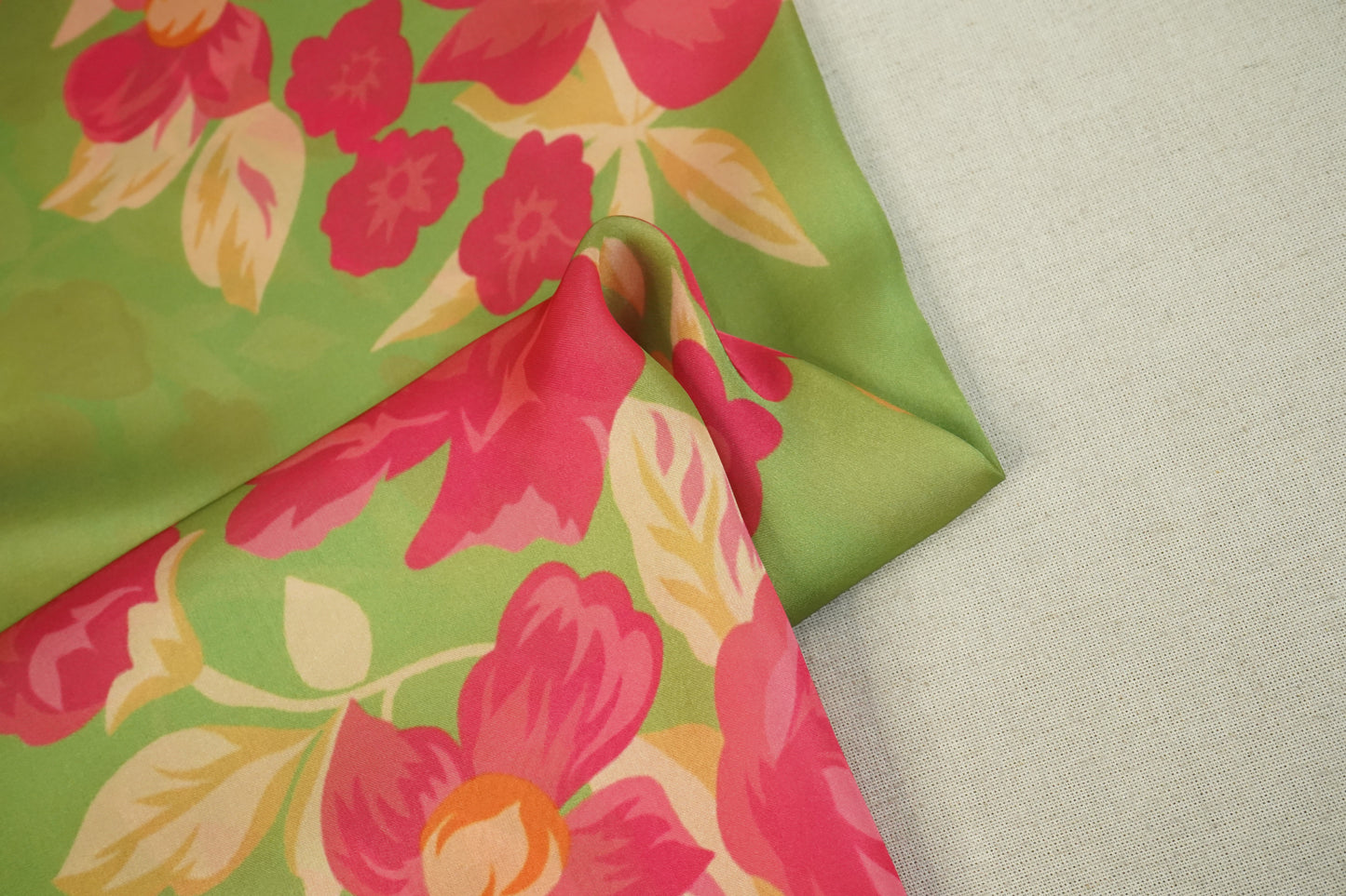 Green Floral Print Satin Georgette-MTF-26948