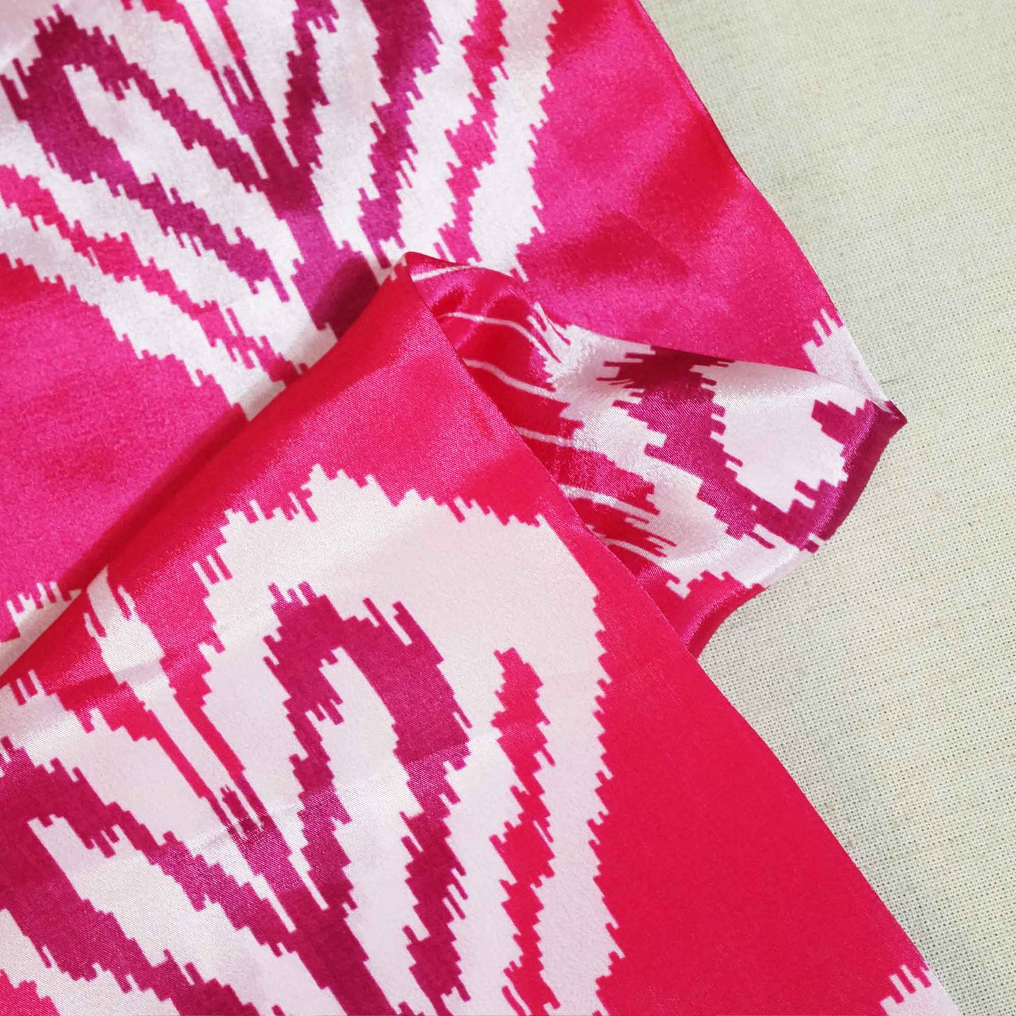 Pink Abstract Print Crepe Fabric MTF-27235