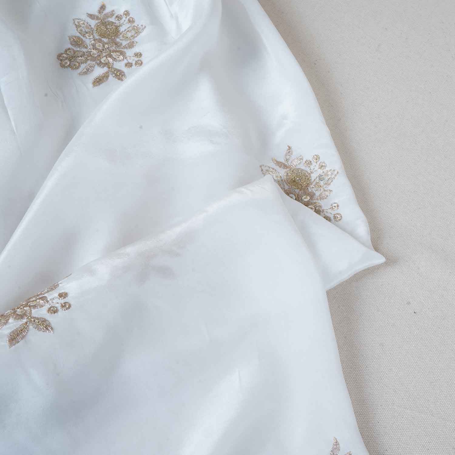 White Dyeable Applique Work Crepe Fabric SC-27901
