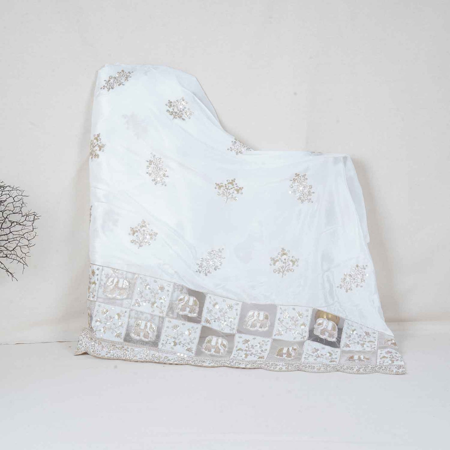 White Dyeable Applique Work Crepe Fabric SC-27902