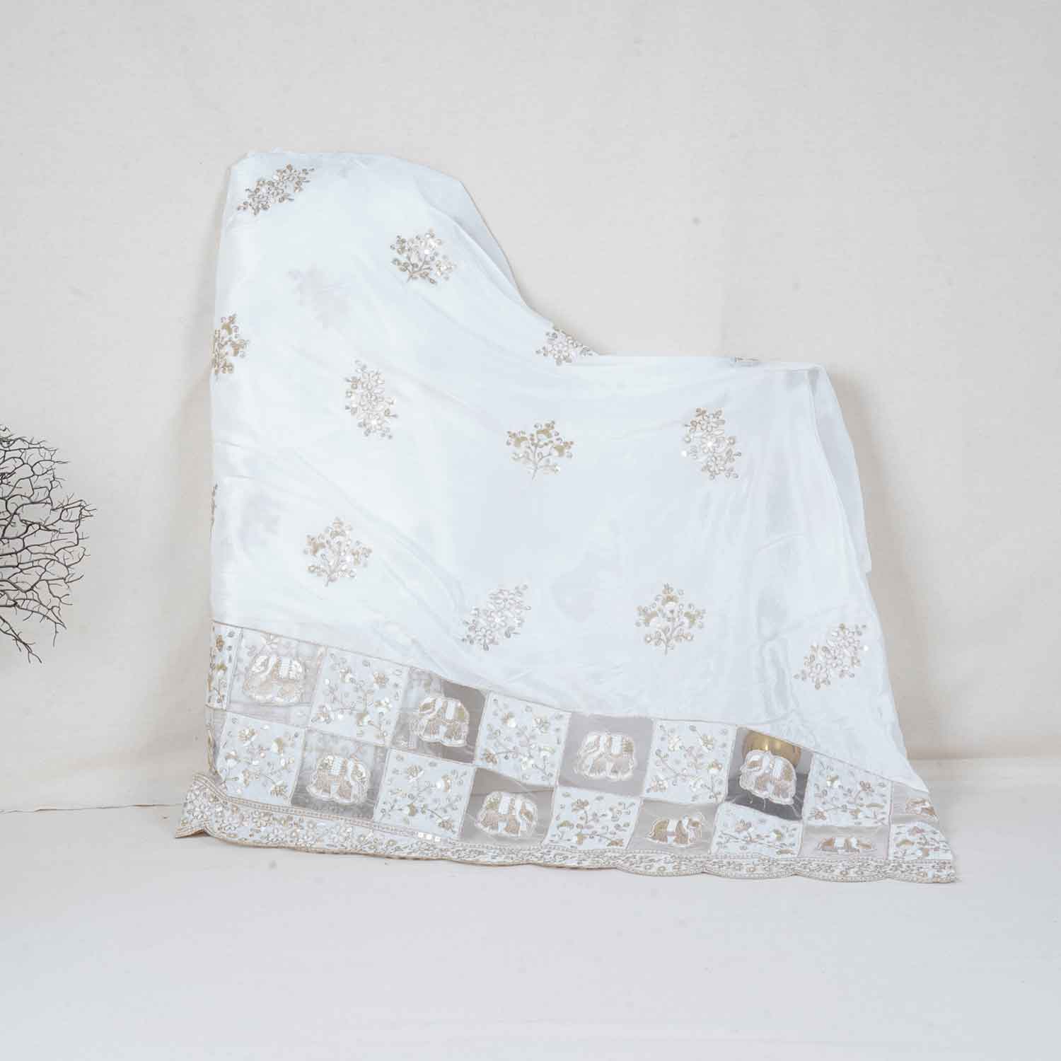 White Dyeable Applique Work Crepe Fabric SC-27902