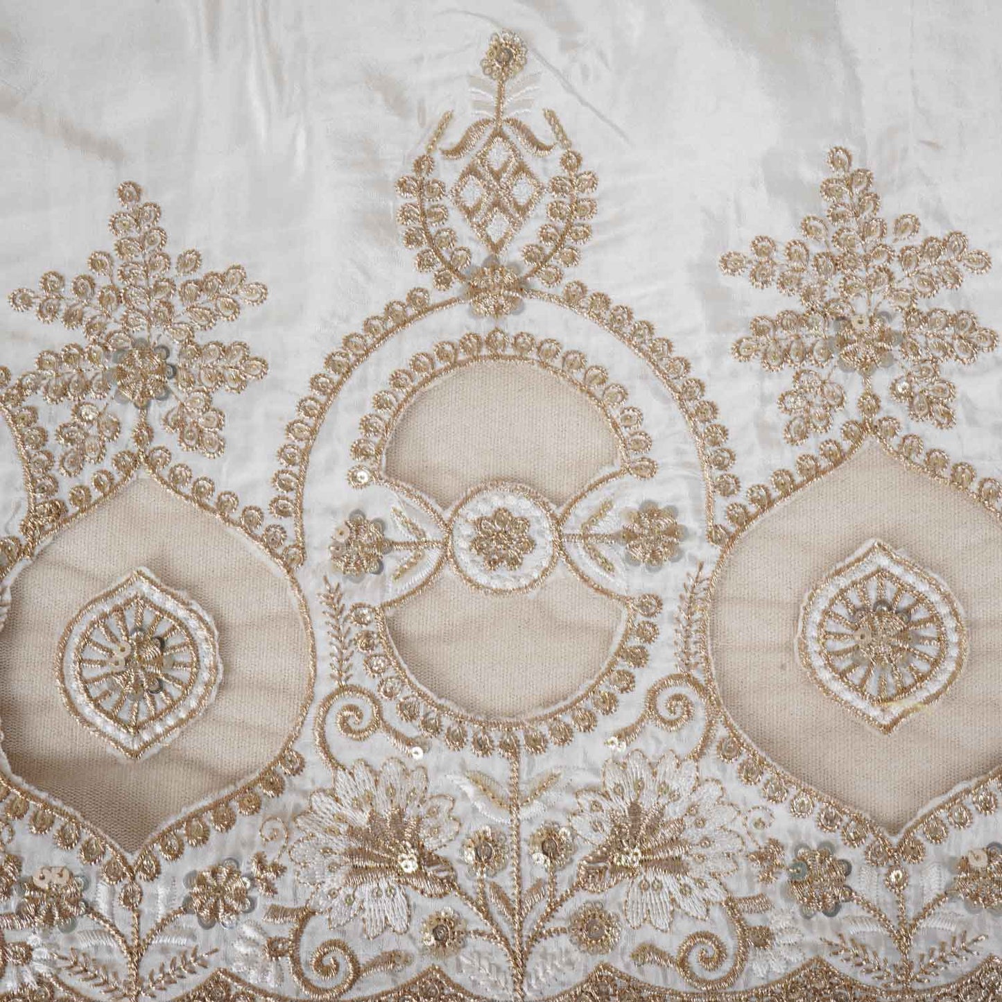 White Dyeable Applique Work Crepe Fabric SC-27903