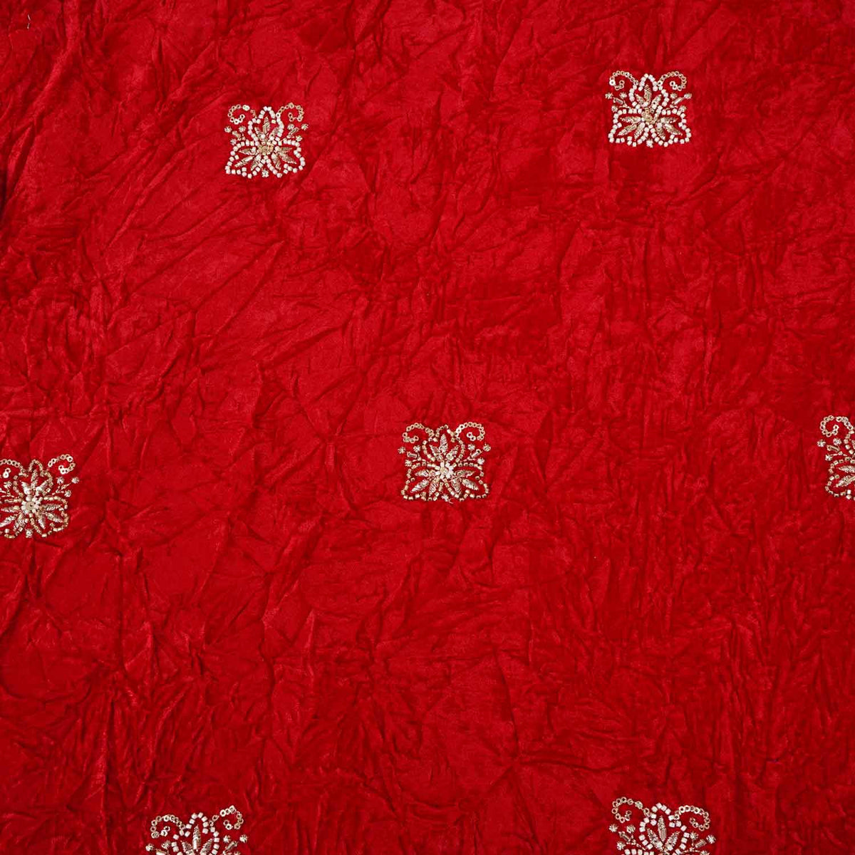 Red Floral Cutdana Crushed Velvet 9000 SC-27994 - TradeUNO