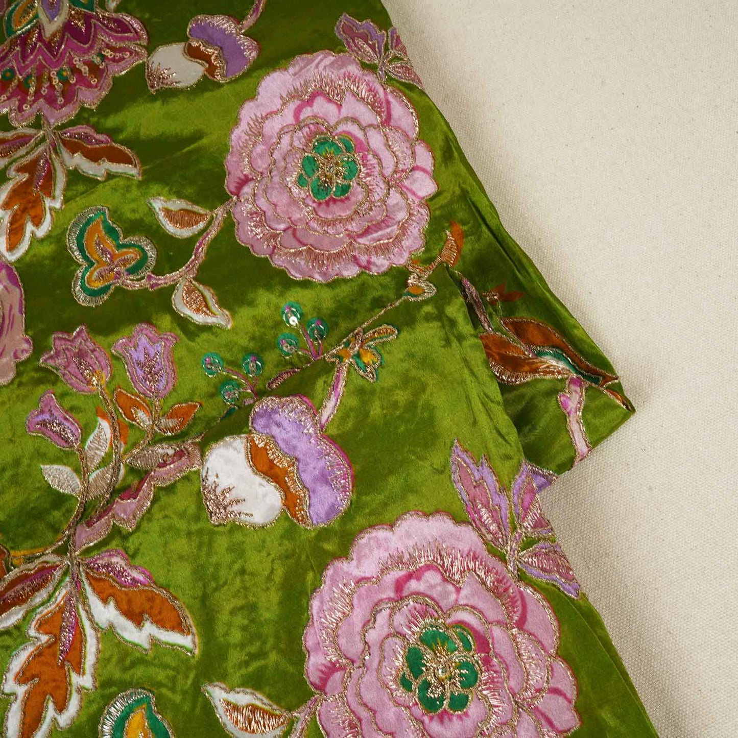 Parrot Green Position Print Zari Embroidery Crepe Fabric NF-28009