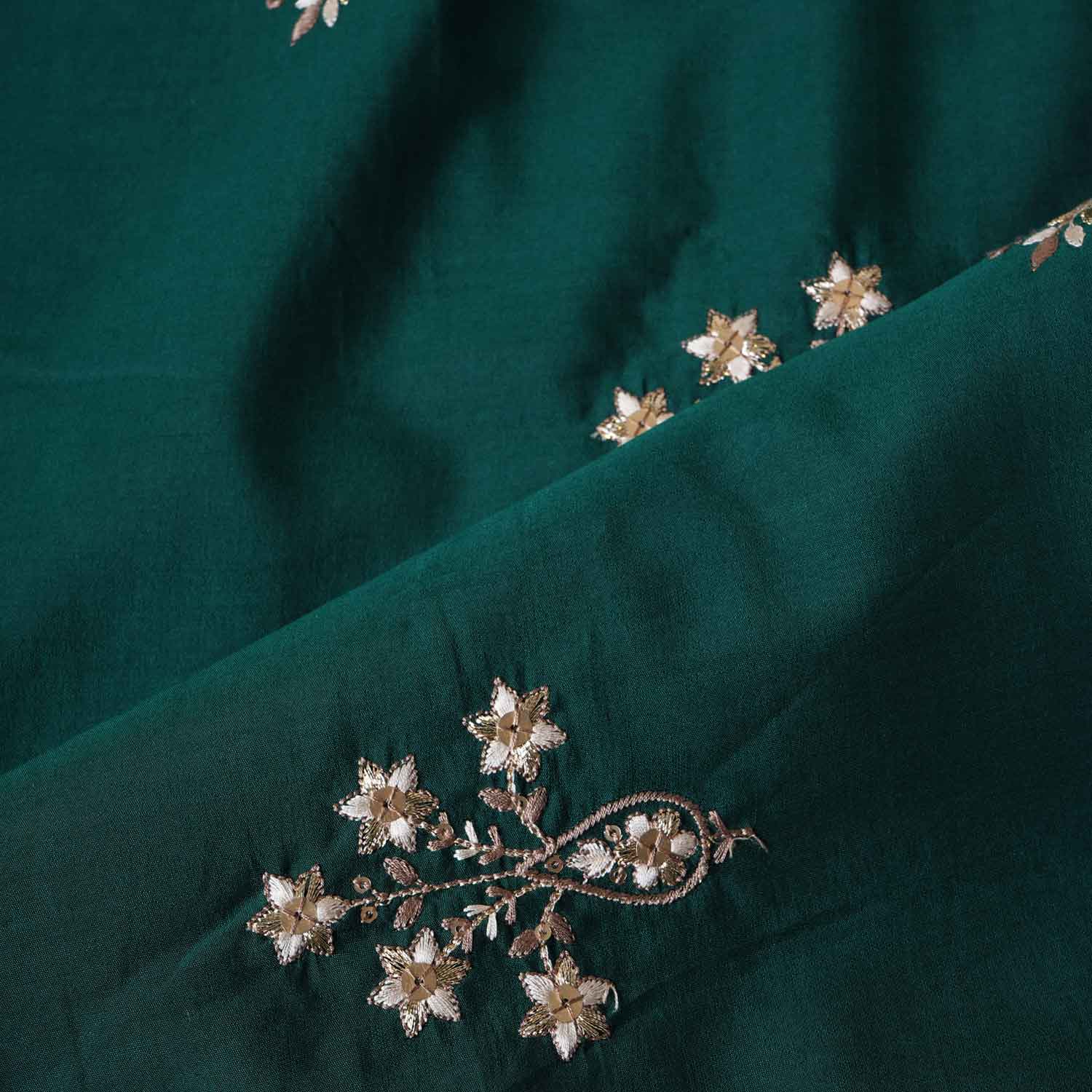 Green Parsi thread Embroidery Russian Silk Fabric DR-28032 - TradeUNO
