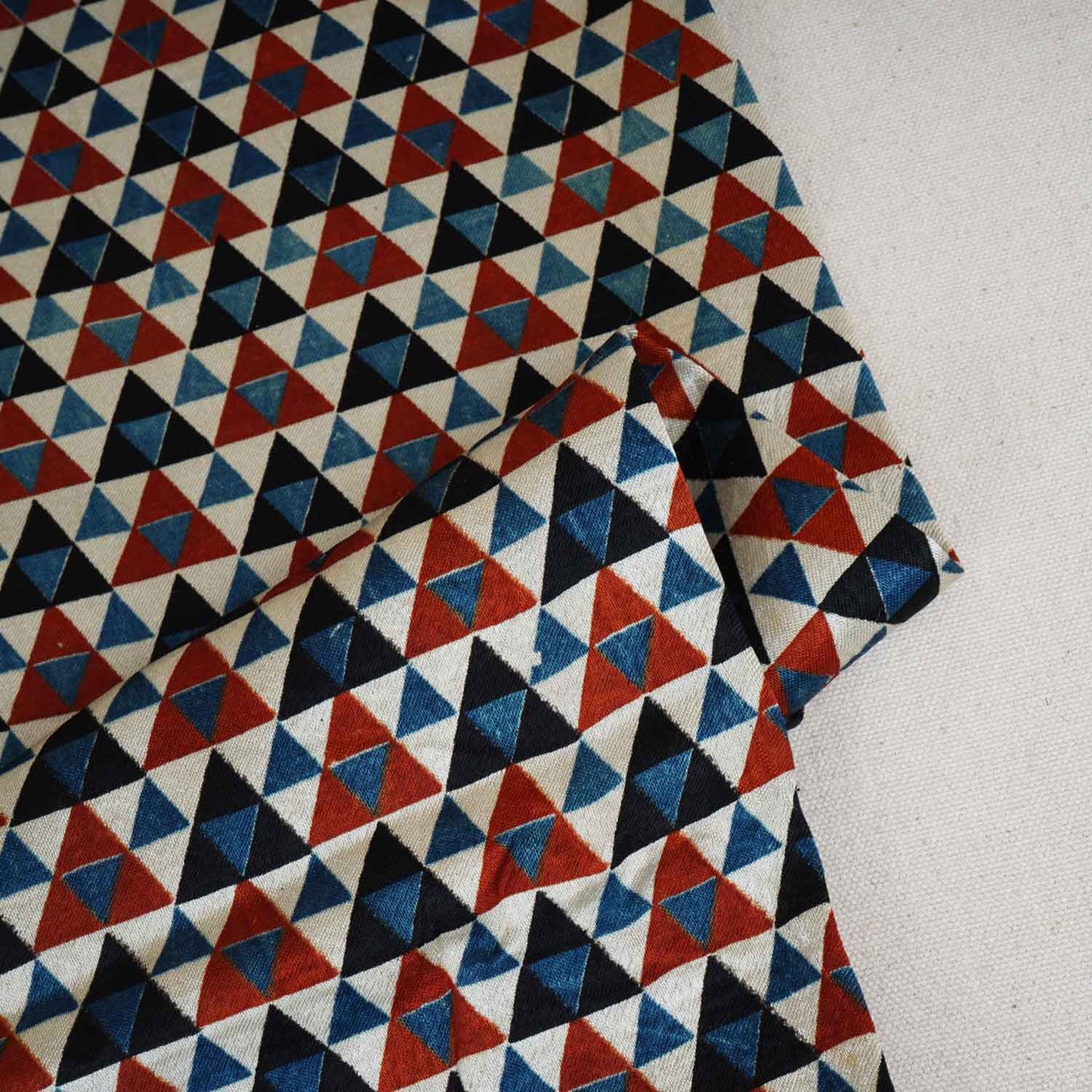Cream Geometrical Print Mashru Silk Fabric EEG-28391 - TradeUNO