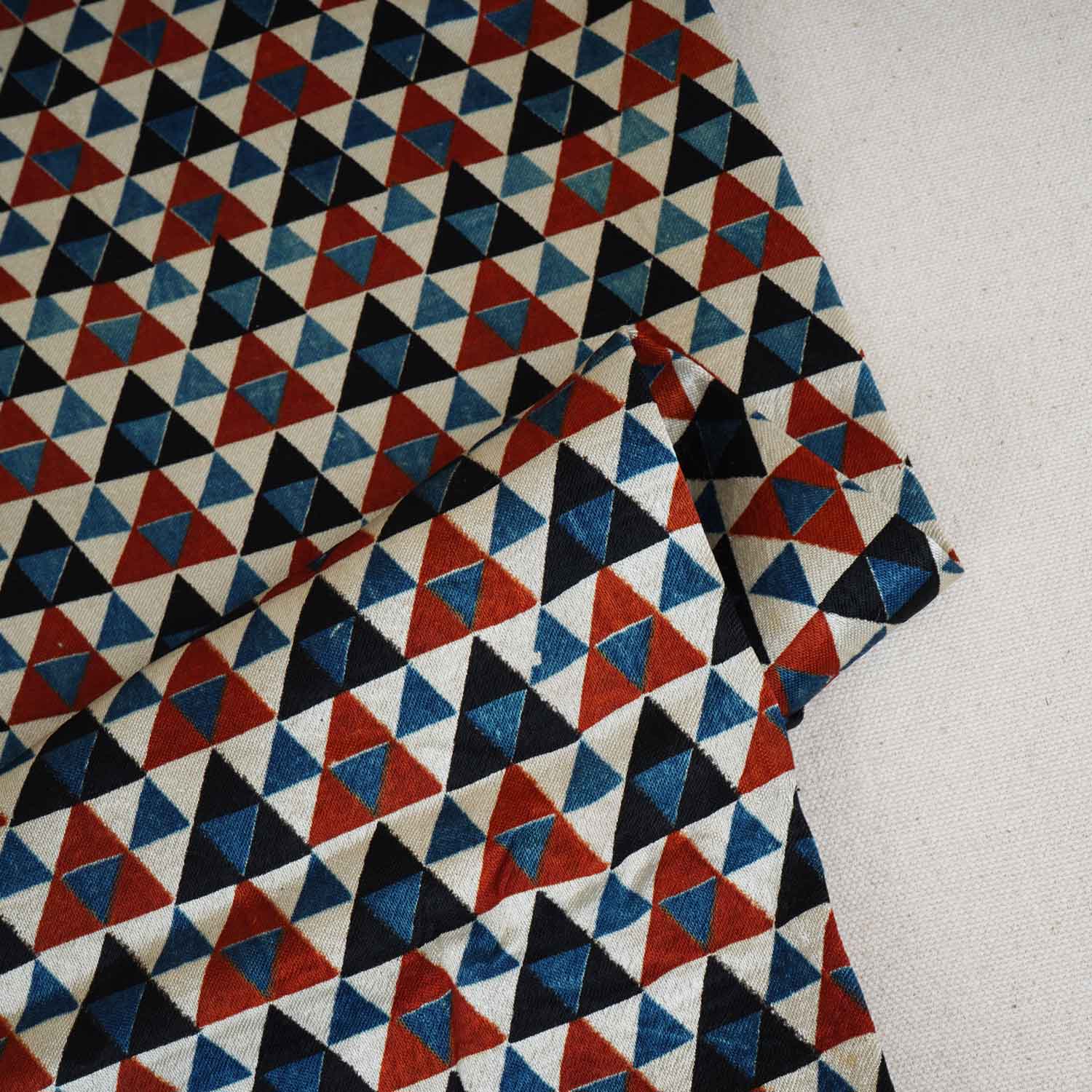 Cream Geometrical Print Mashru Silk Fabric EEG-28391 - TradeUNO