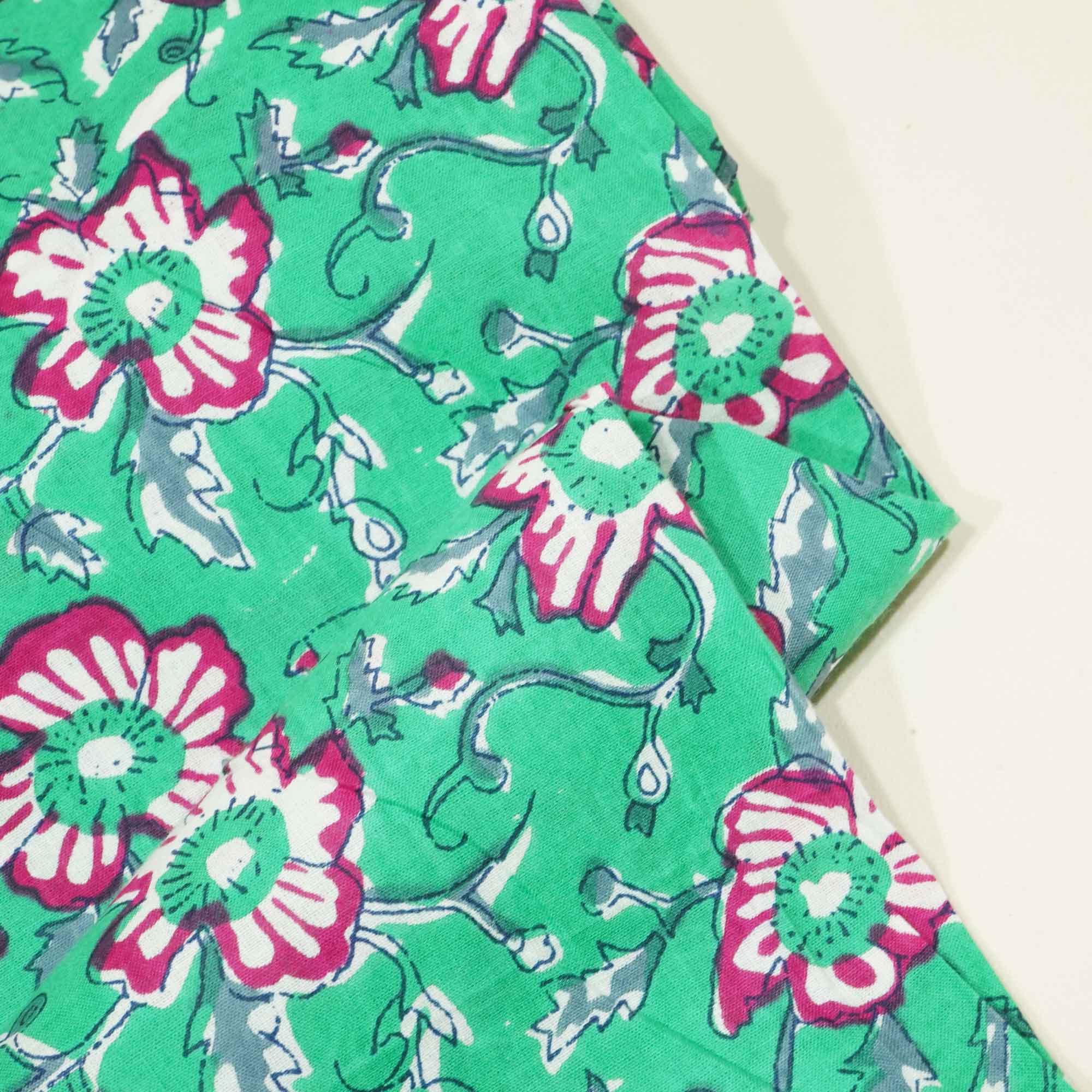 Green Floral Print Cotton Fabric Cotton TU-5264