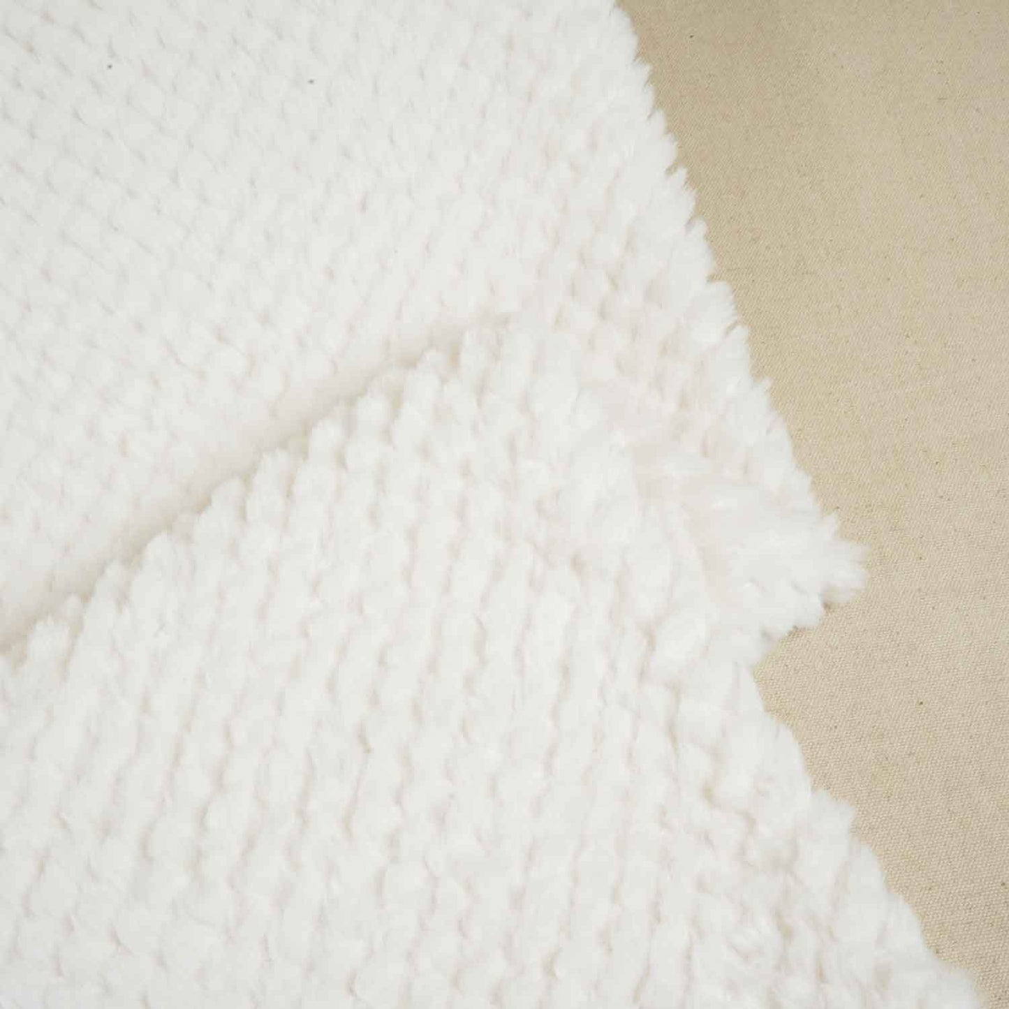 Off White Solid Rebbit Fur Fabric SVP-28550