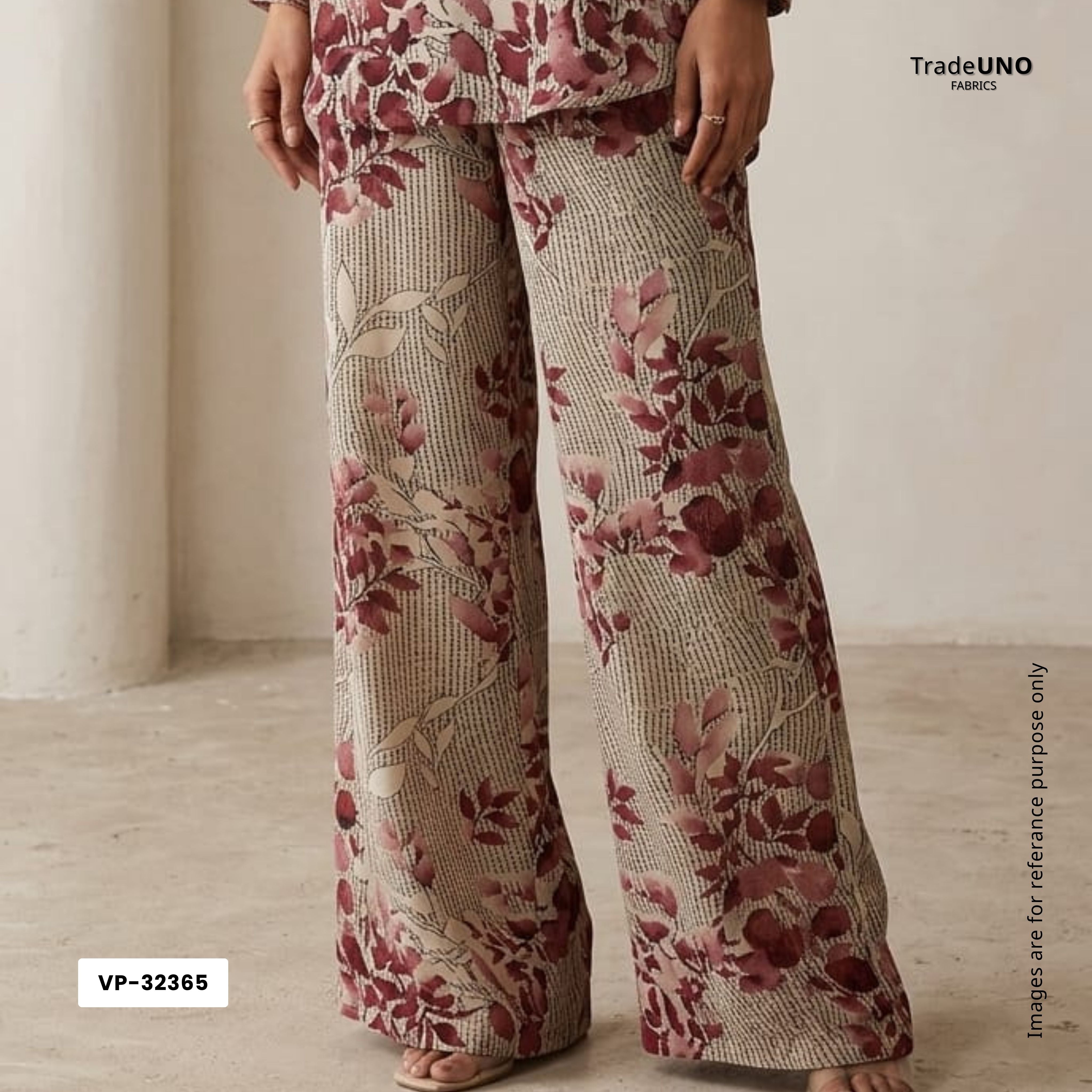 Maroon & Black Floral Print Georgette Fabric VP-32365 - TradeUNO